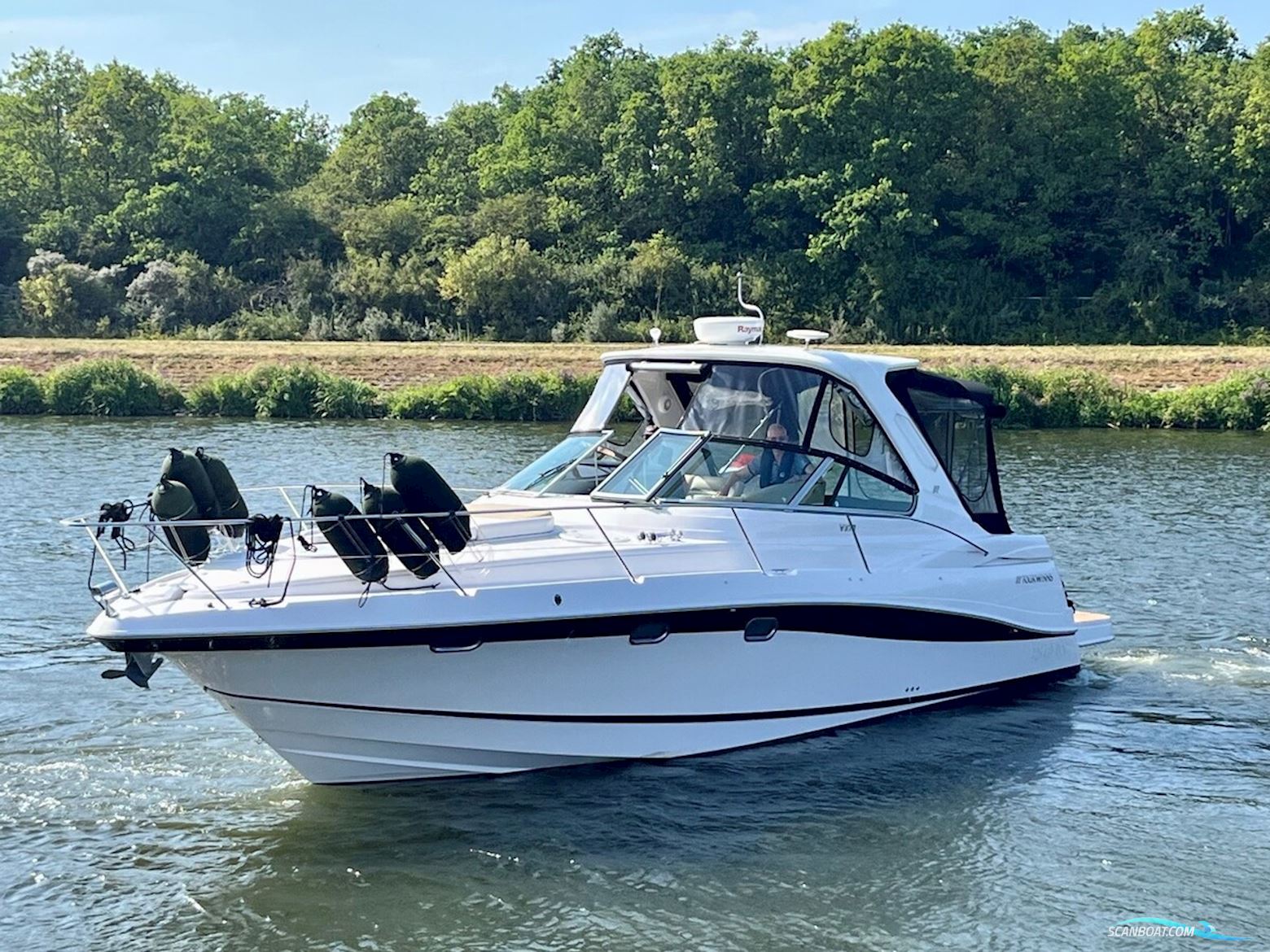 Four Winns V378 (Vista)