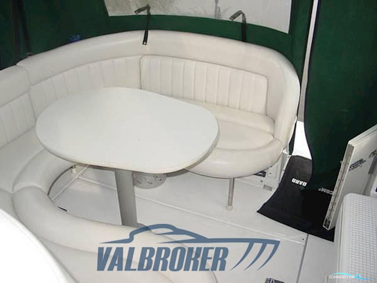 Four Winns Vista 248