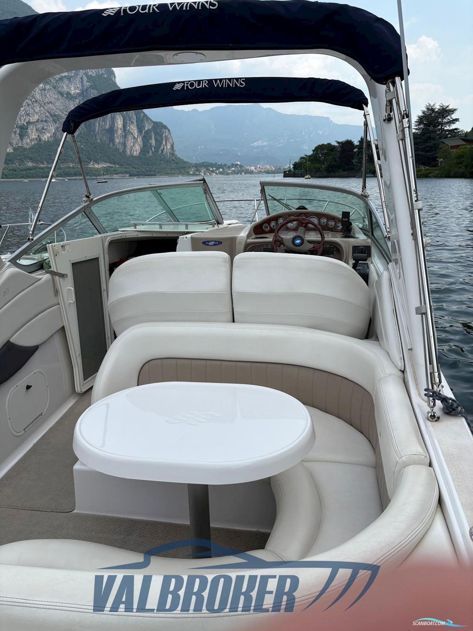 Four Winns Vista 268