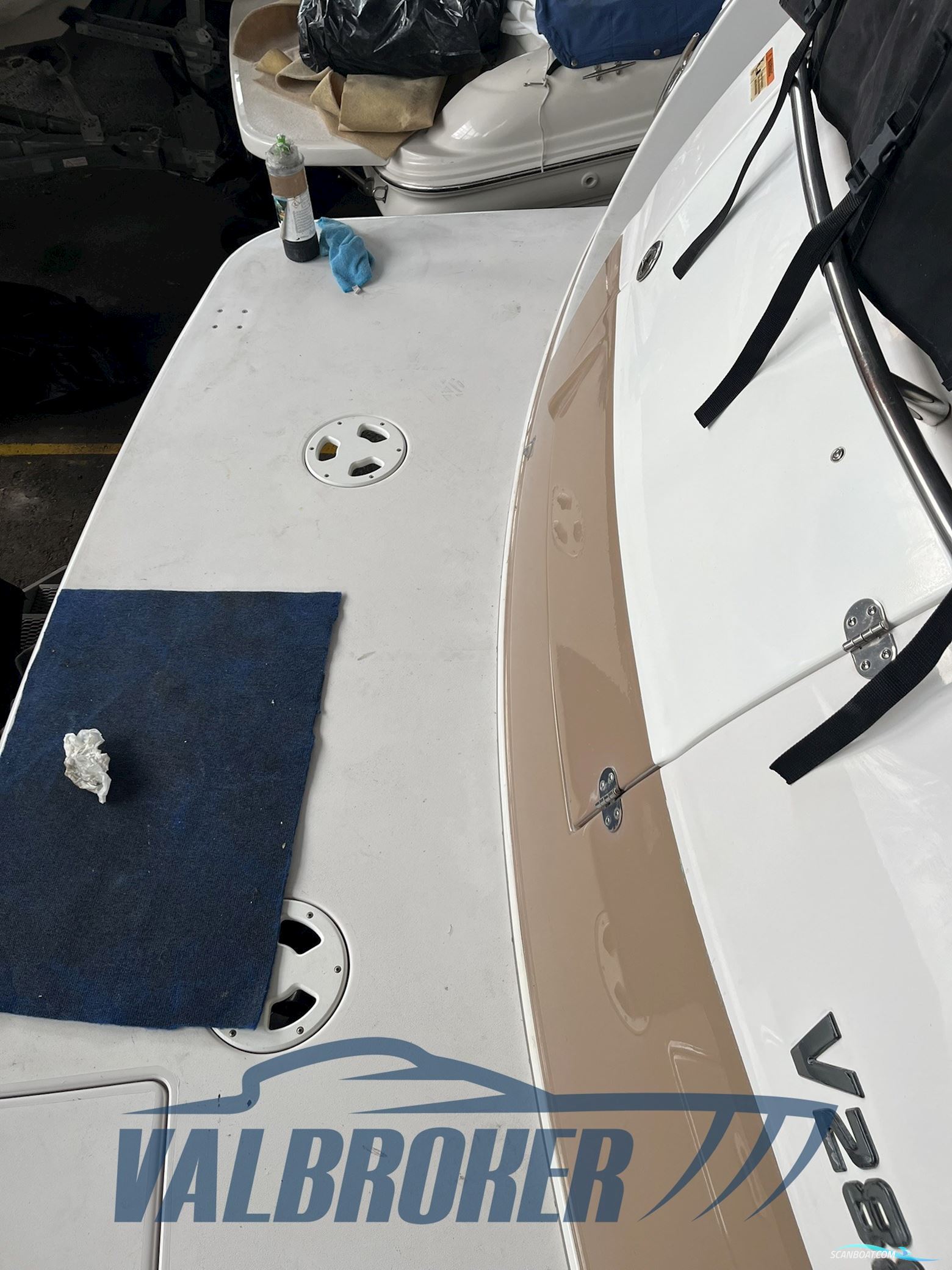 Four Winns Vista 288