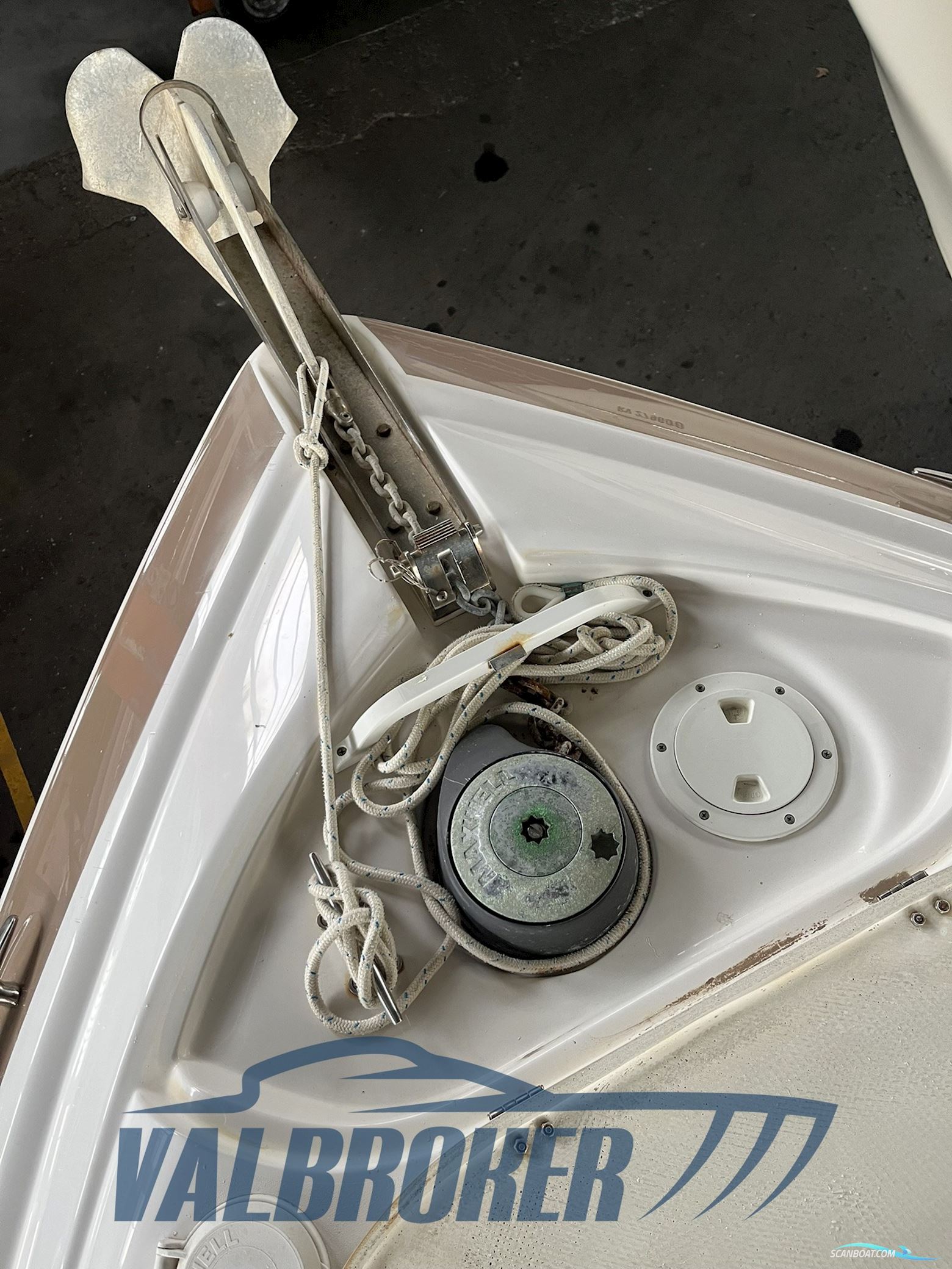 Four Winns Vista 288