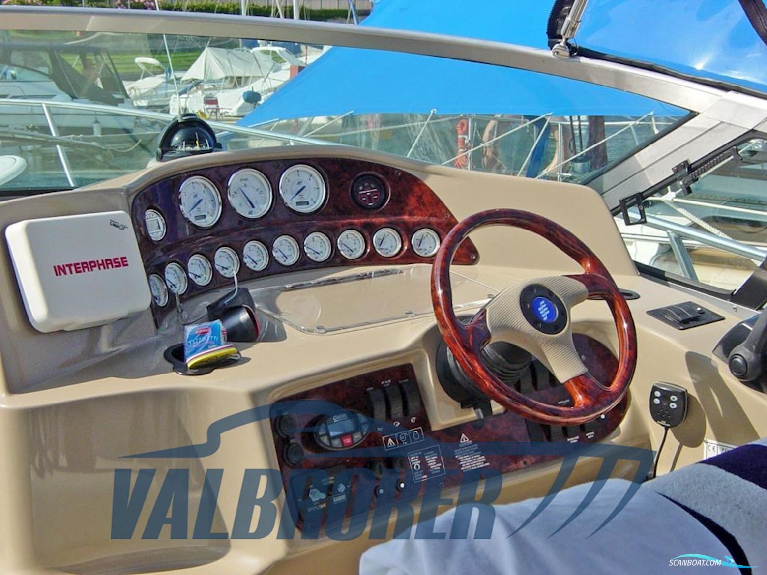 Four Winns Vista 328