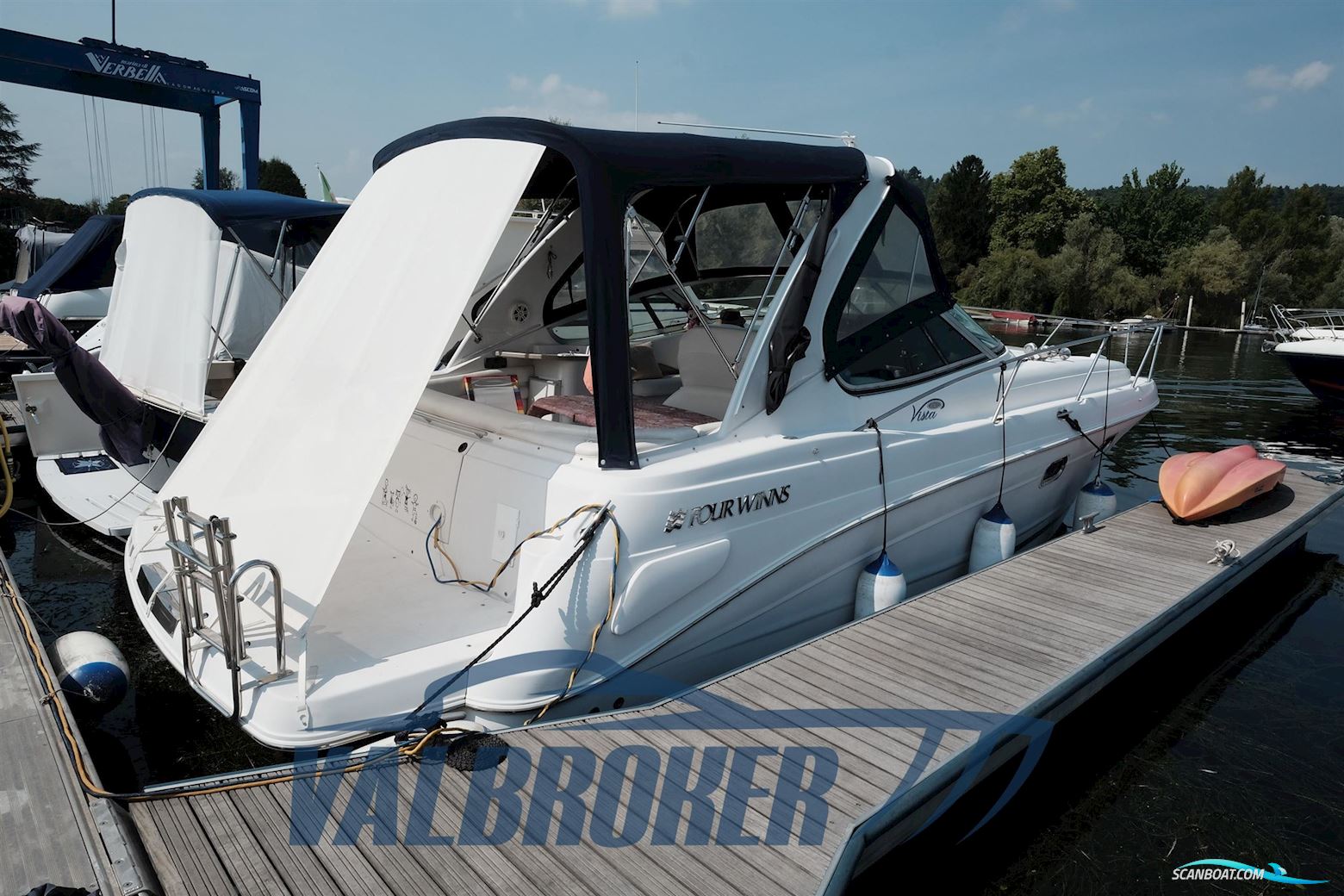 Four Winns Vista 328