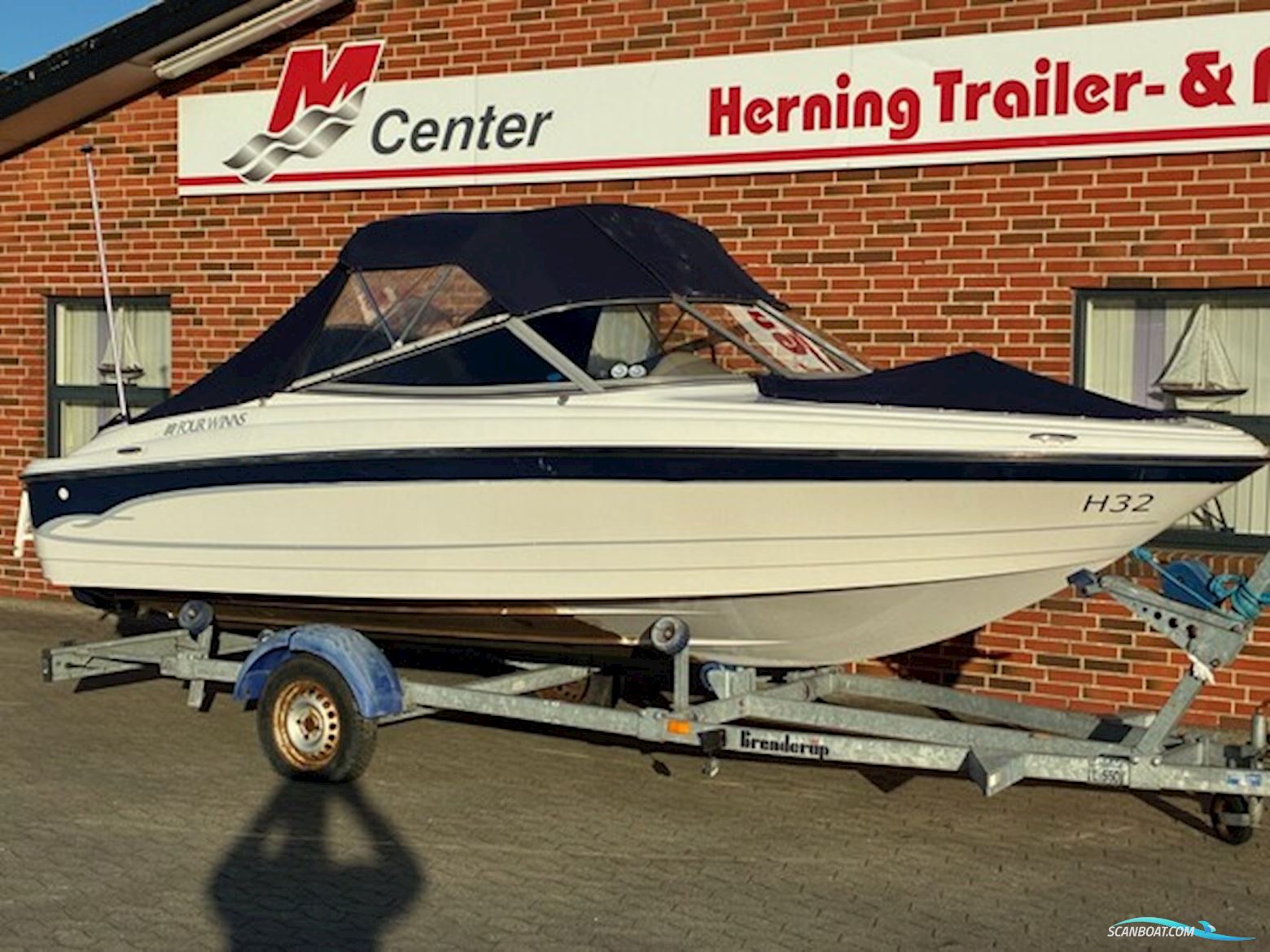 FourWinns 180 m/Mercruiser 3,0L - SOLGT !