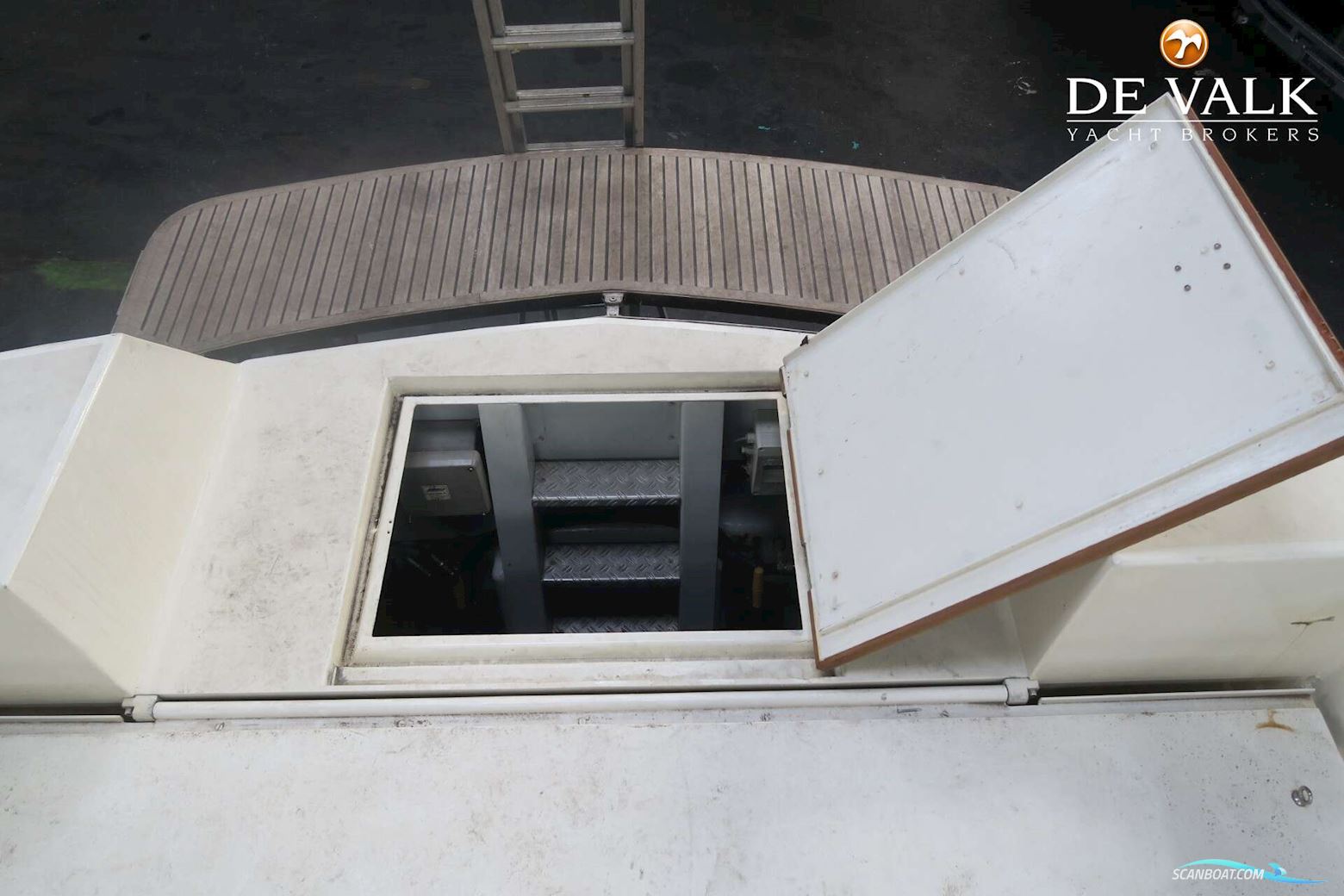 France Offshore Marine 50 Force 10