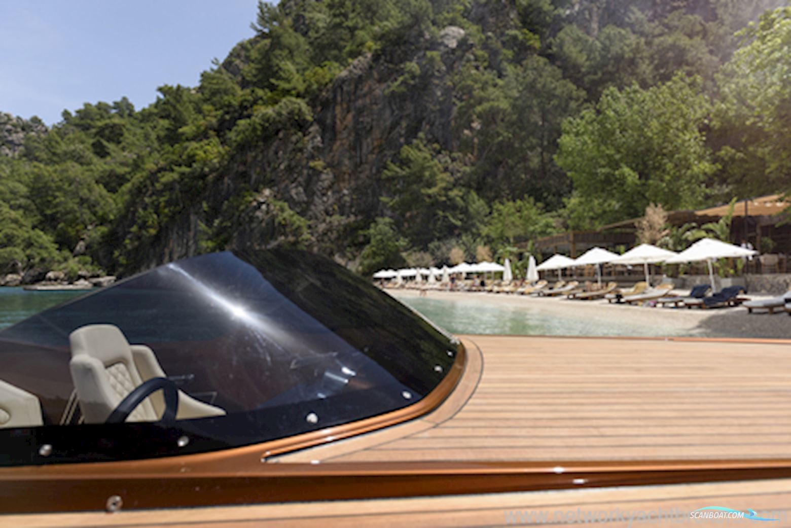 Frauscher 858  Fantom