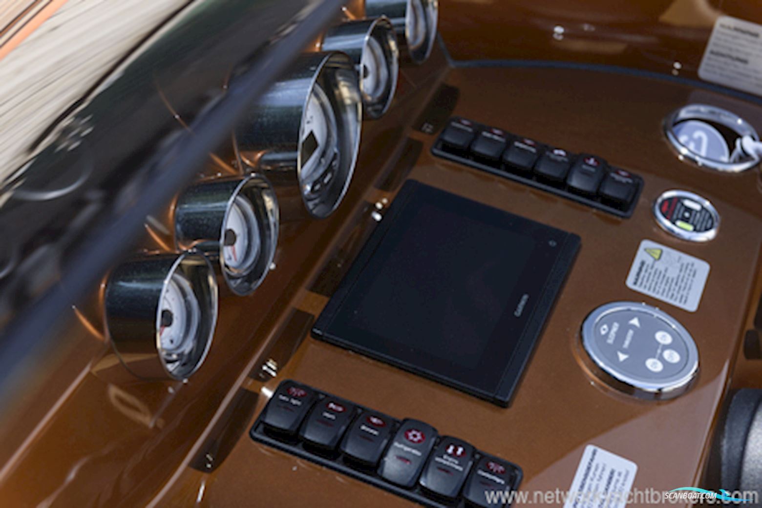 Frauscher 858  Fantom