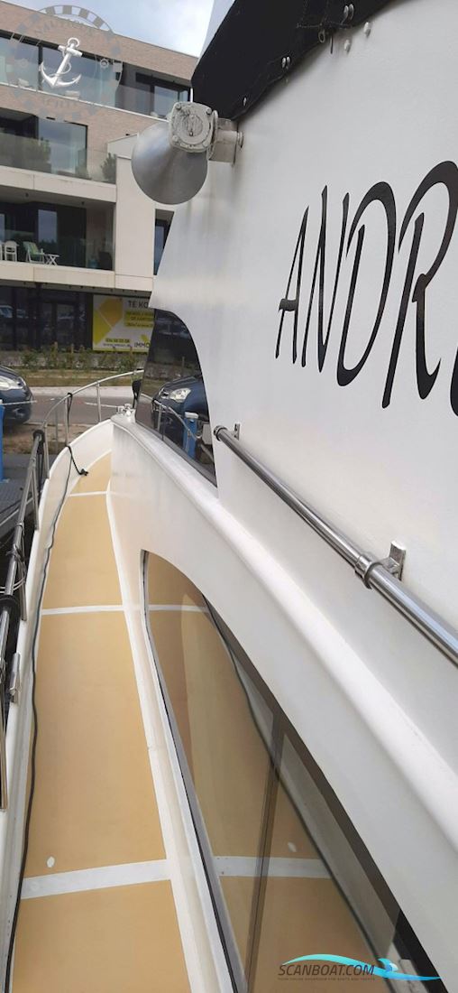 Funcraft 1500 Flybridge