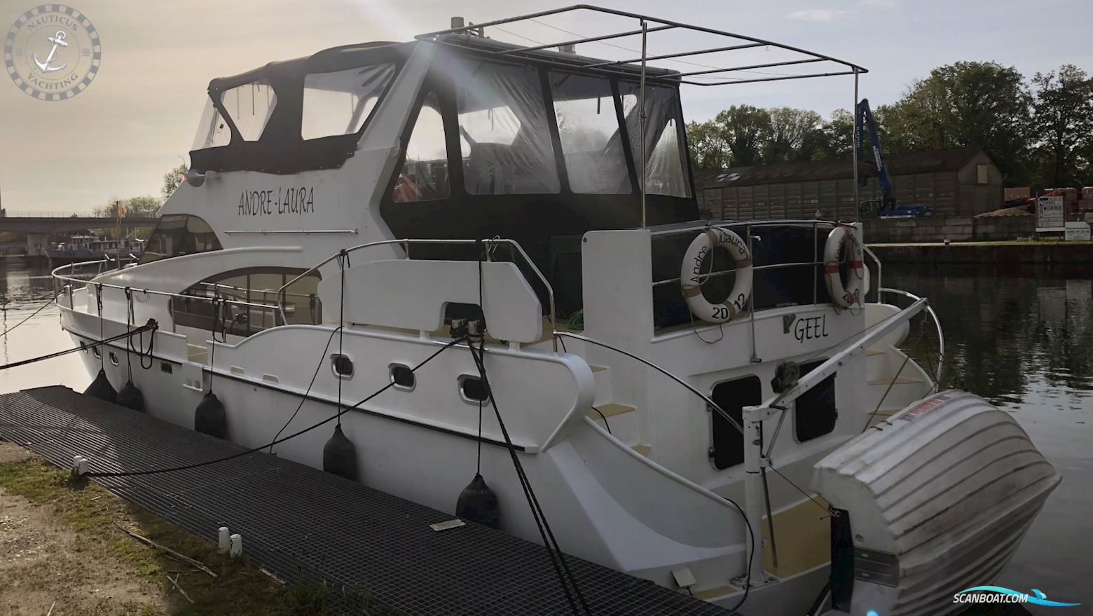 Funcraft 1500 Flybridge