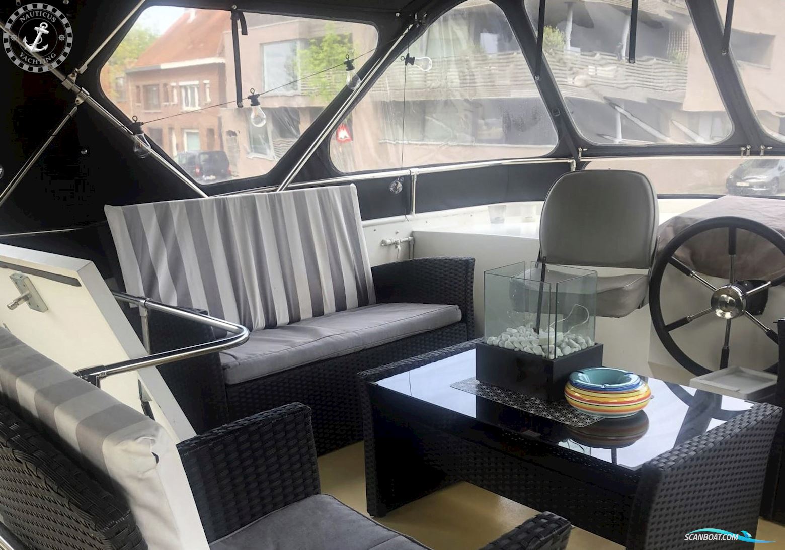 Funcraft 1500 Flybridge