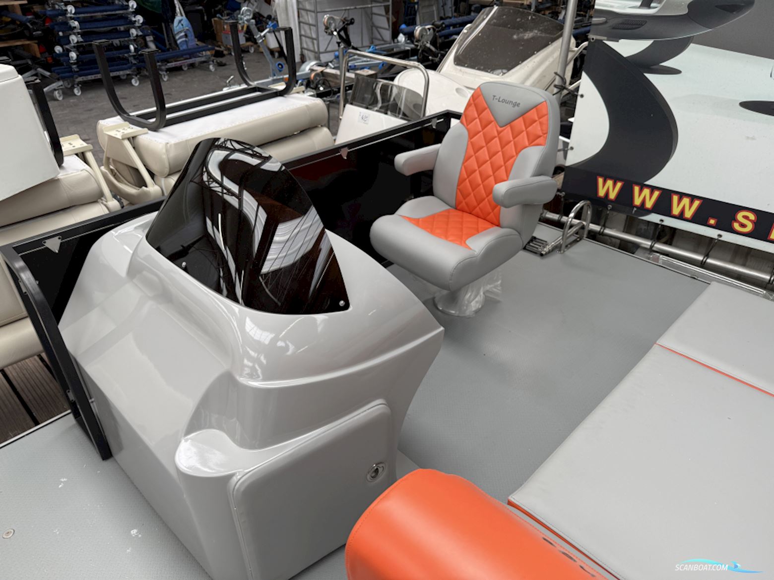 Funcruiser Pontoon 650 - NIEUW