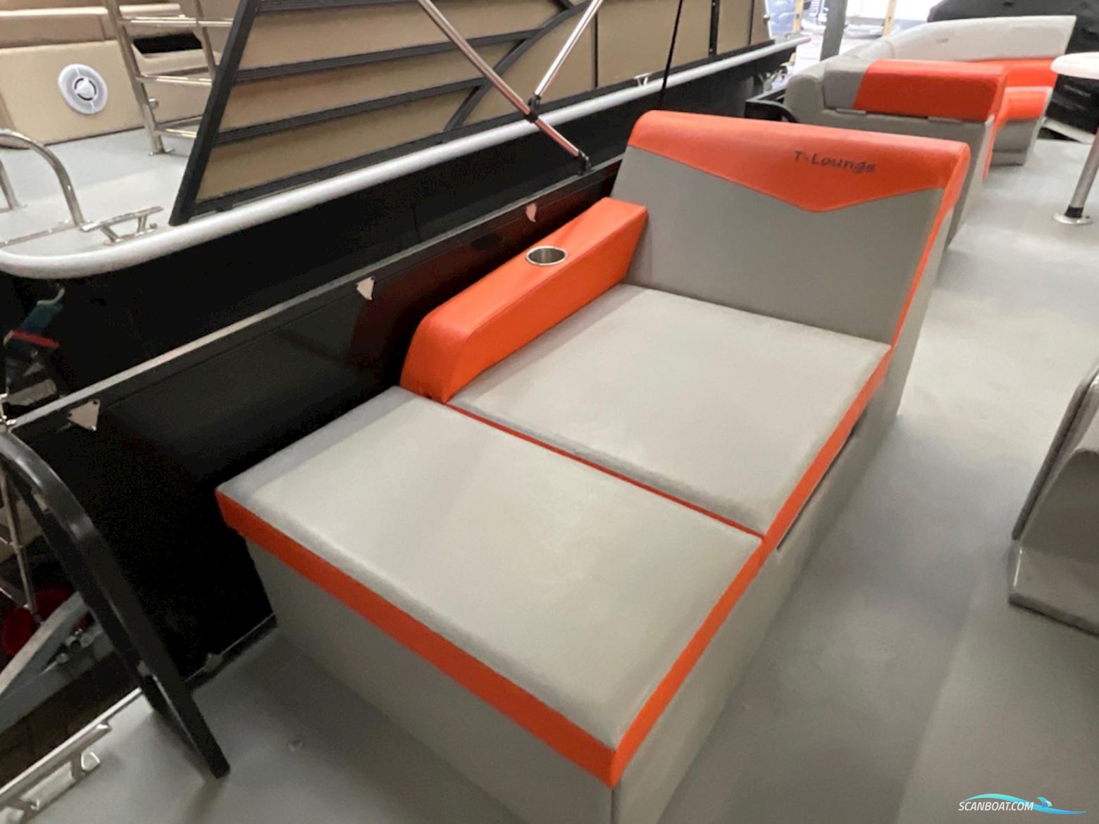 Funcruiser Pontoon 650 - Nieuw