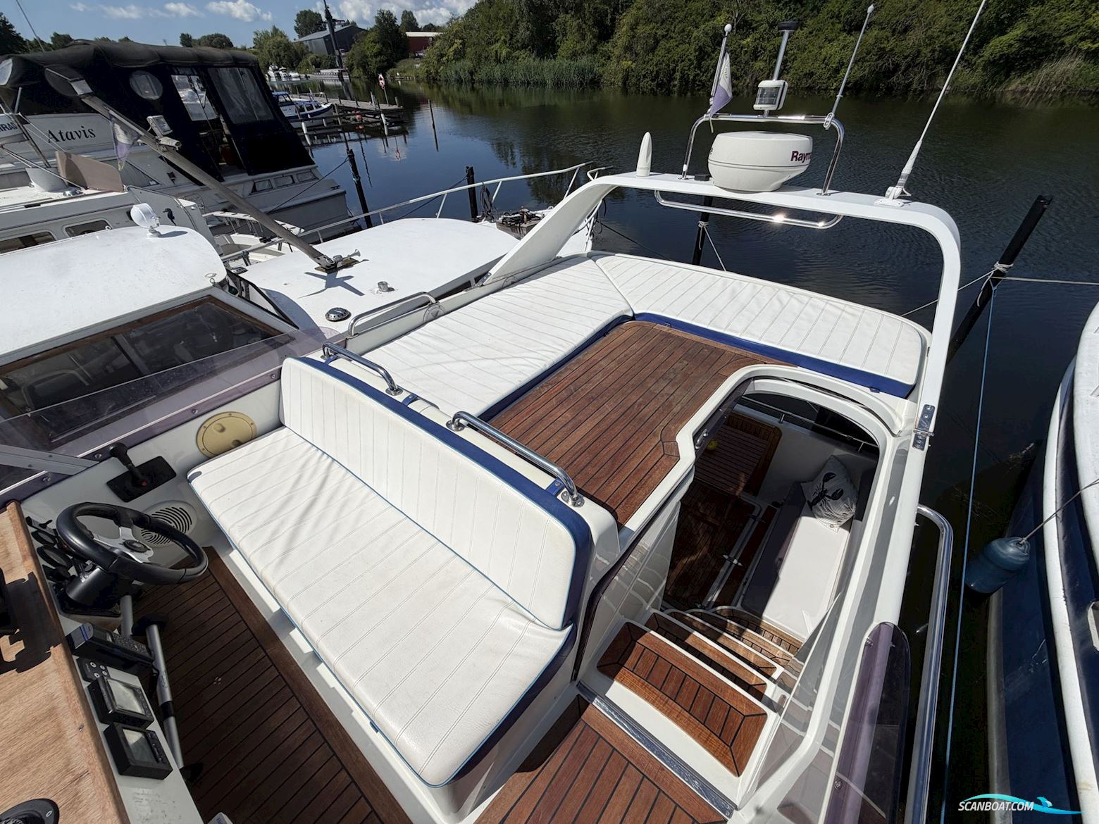 Galeon 280 Fly