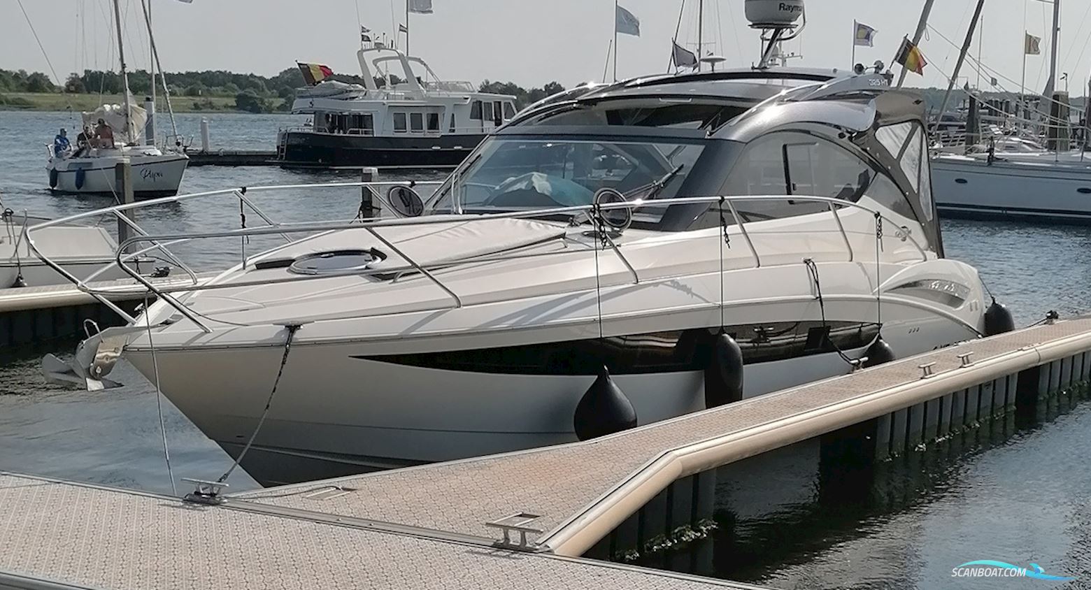 Galeon 325 Hts Motorbåd 2016, Holland