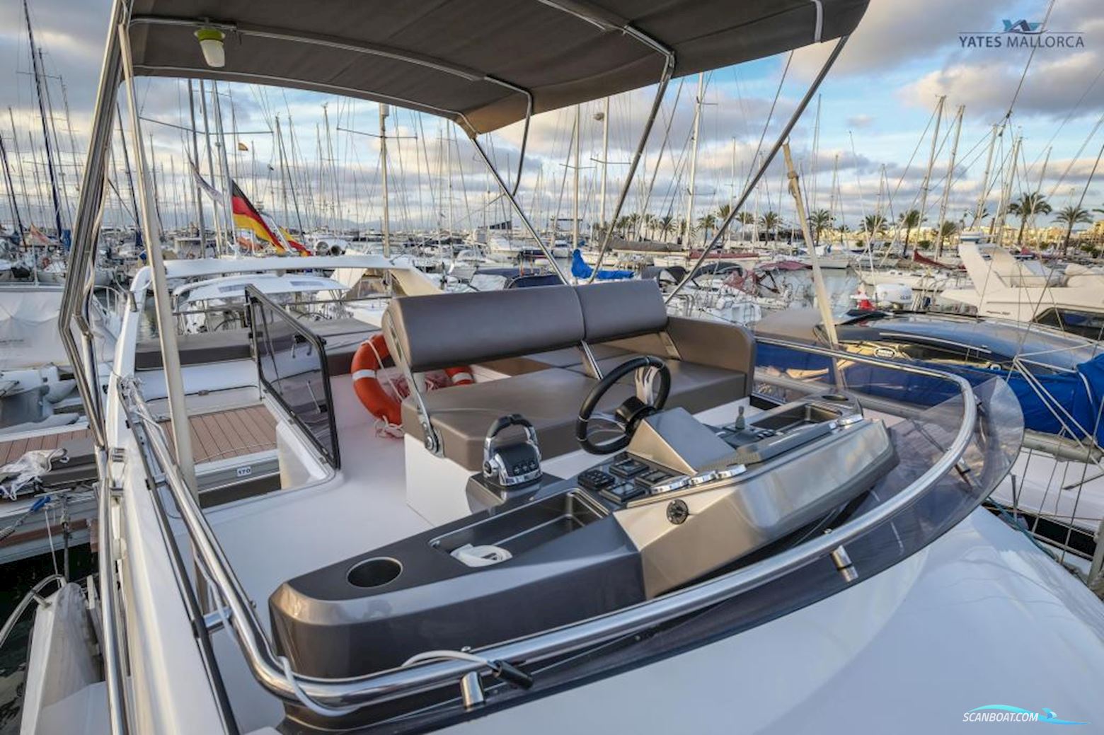 Galeon 360 FLY