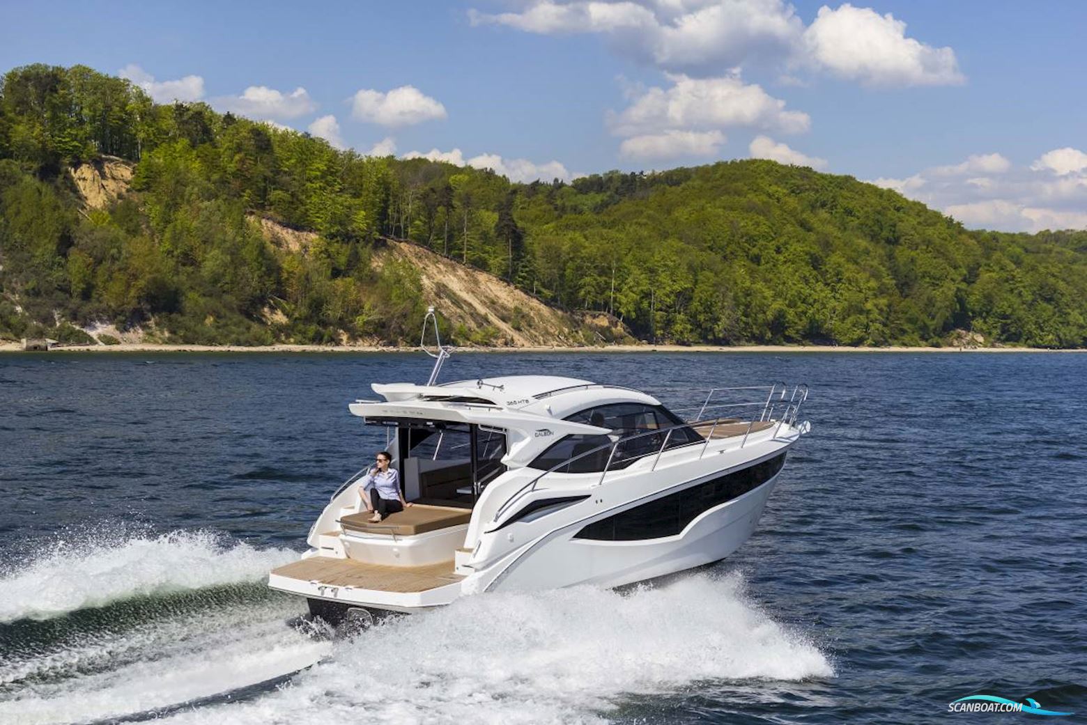 Galeon 365 HTS