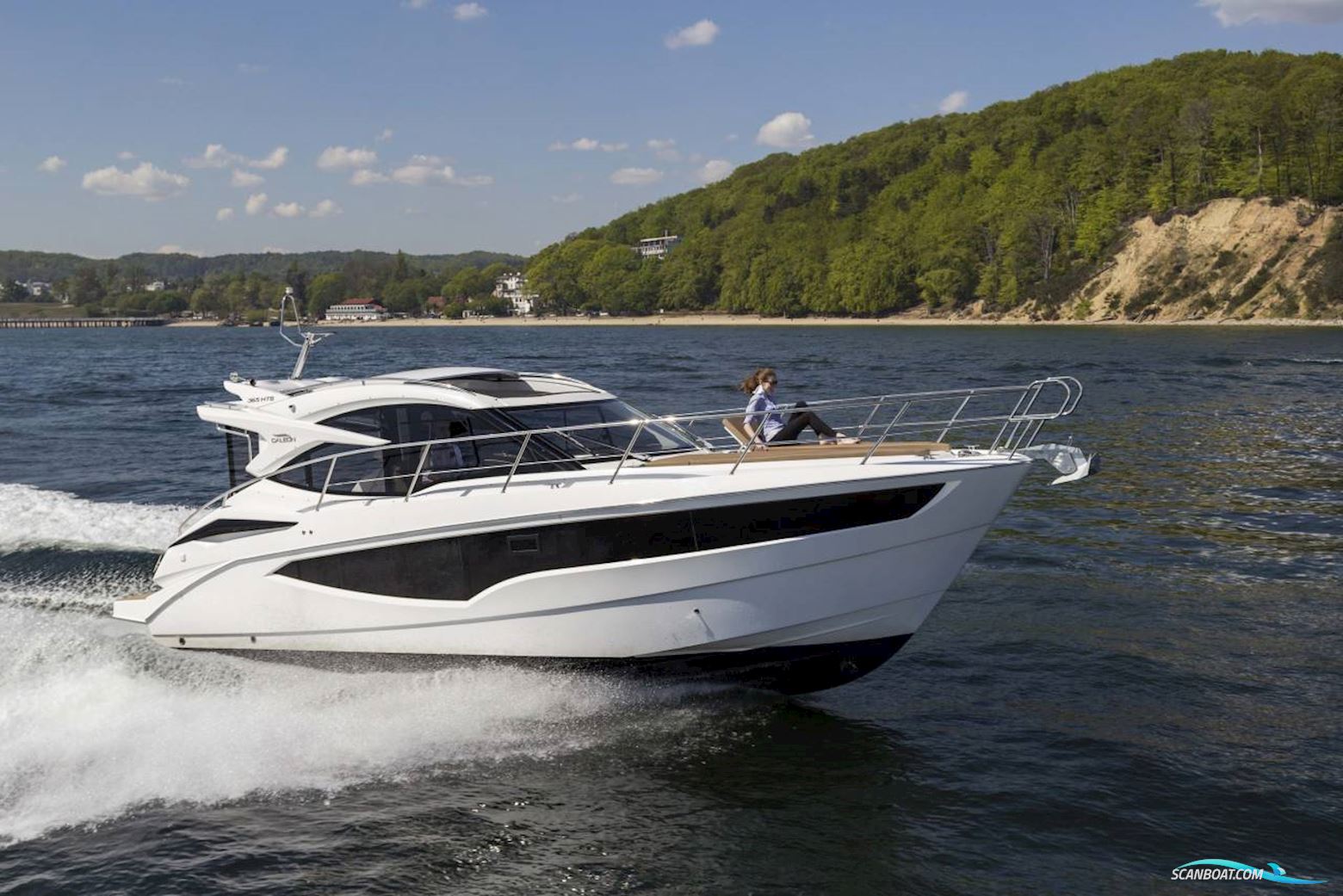 Galeon 365 HTS