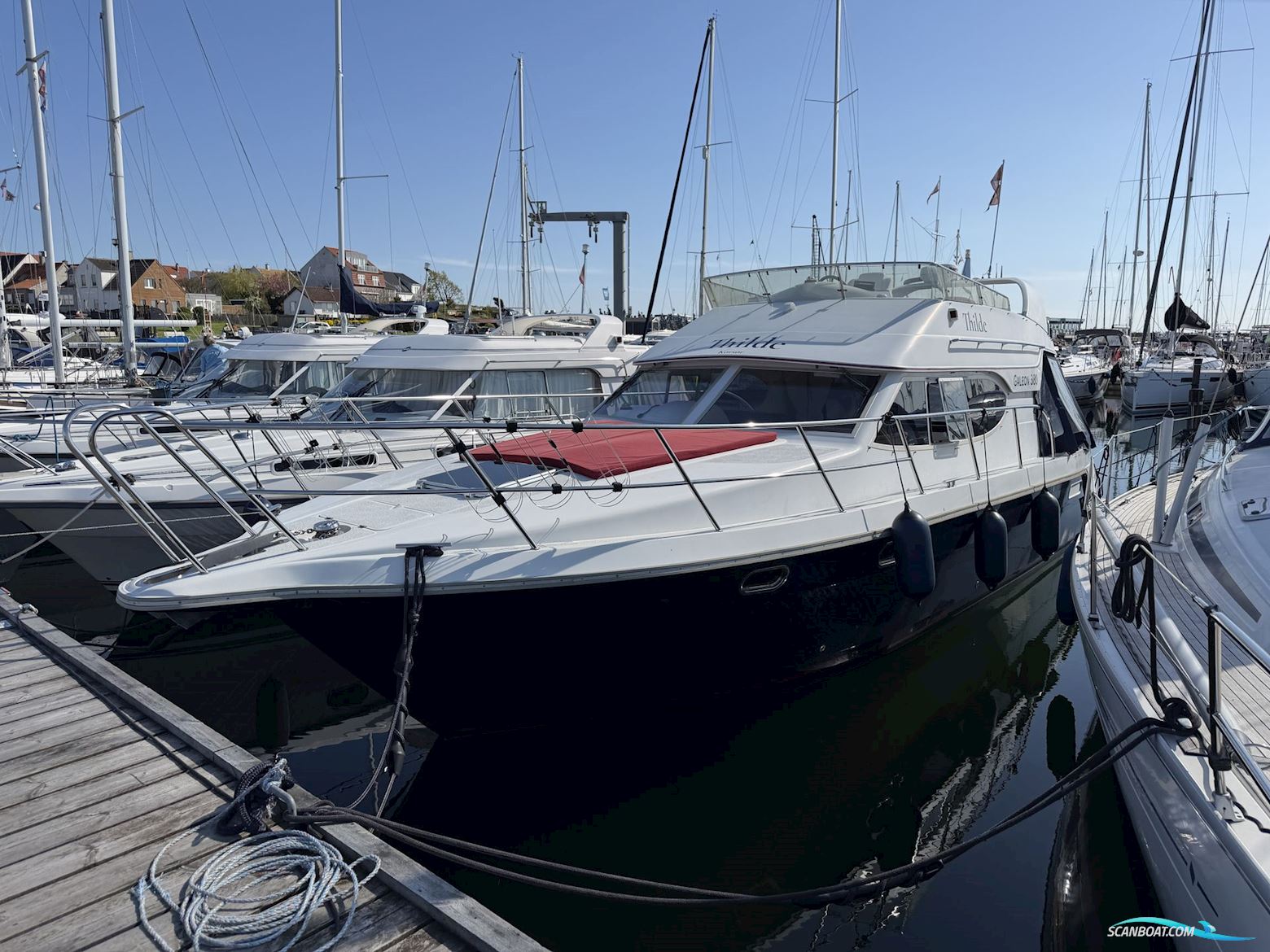 Galeon 380 Motorbåd 1998, med 2 x Volvo Penta Kad 44 Edc motor, Danmark