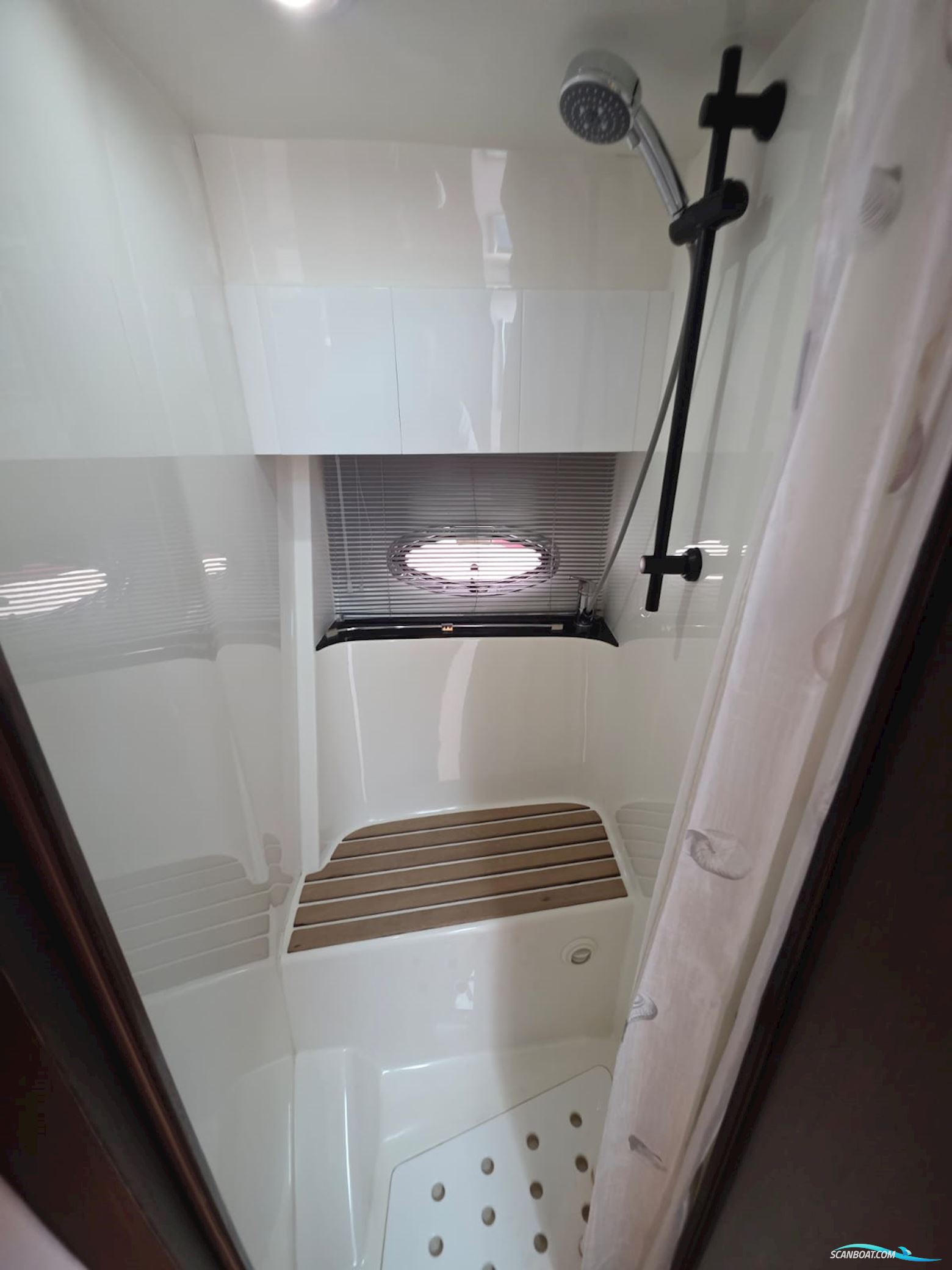 Galeon 390HT