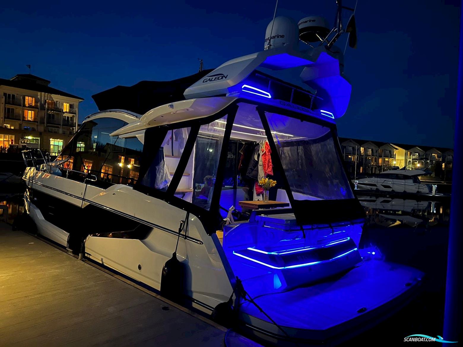 Galeon 400 Fly