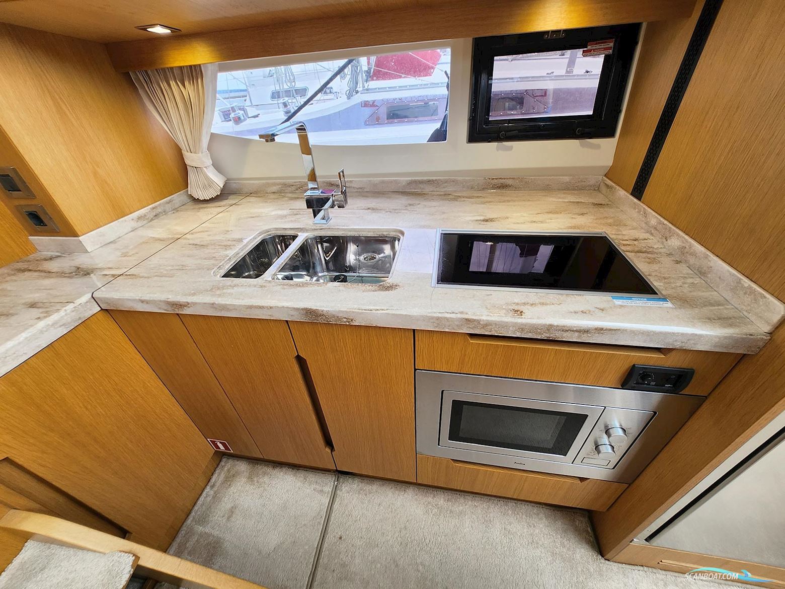 Galeon 430 HTC