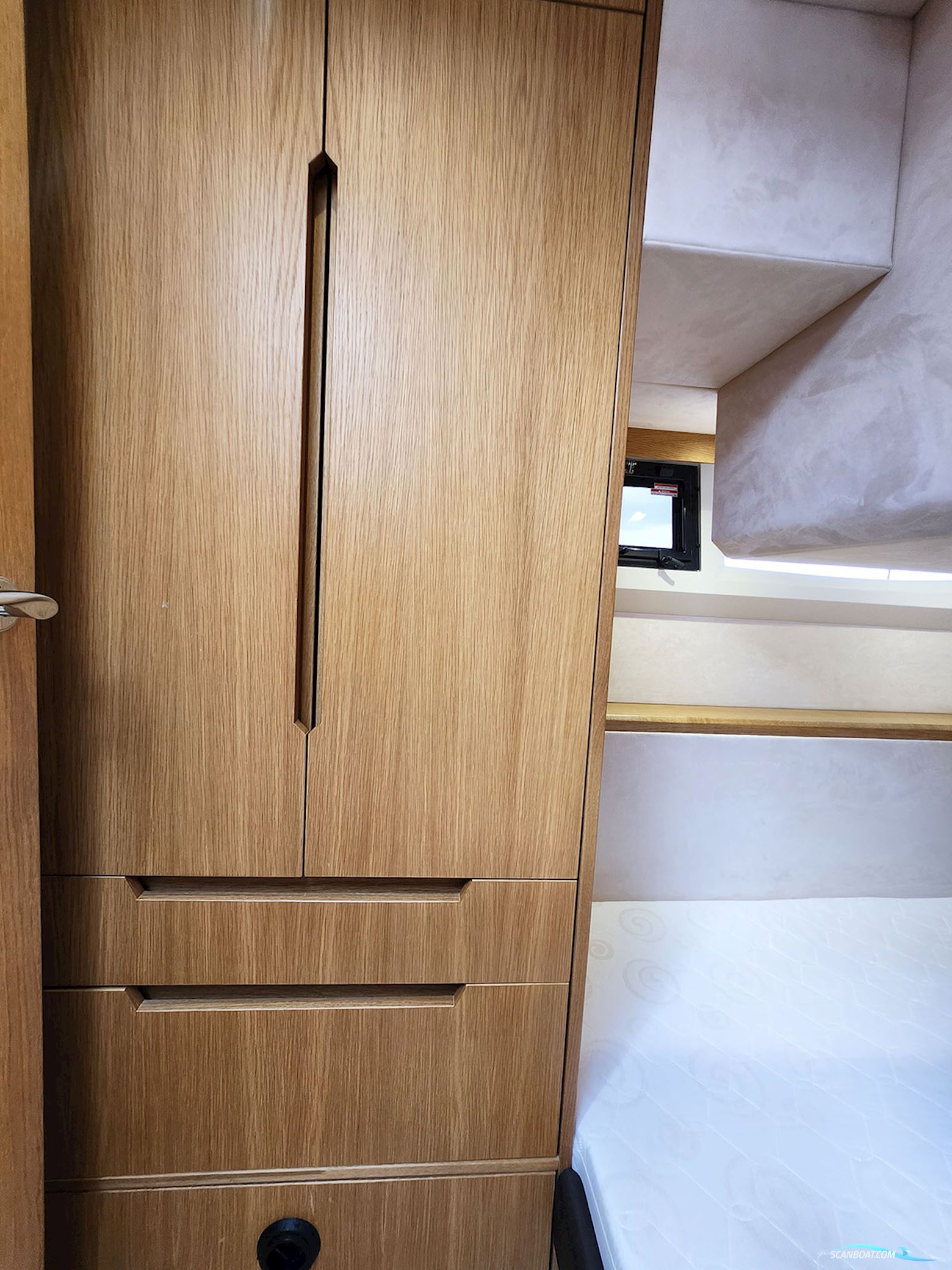 Galeon 430 HTC