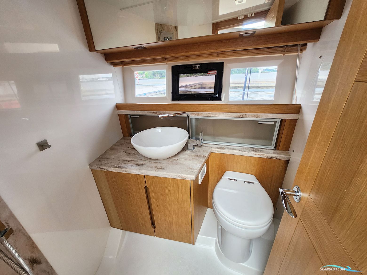 Galeon 430 HTC