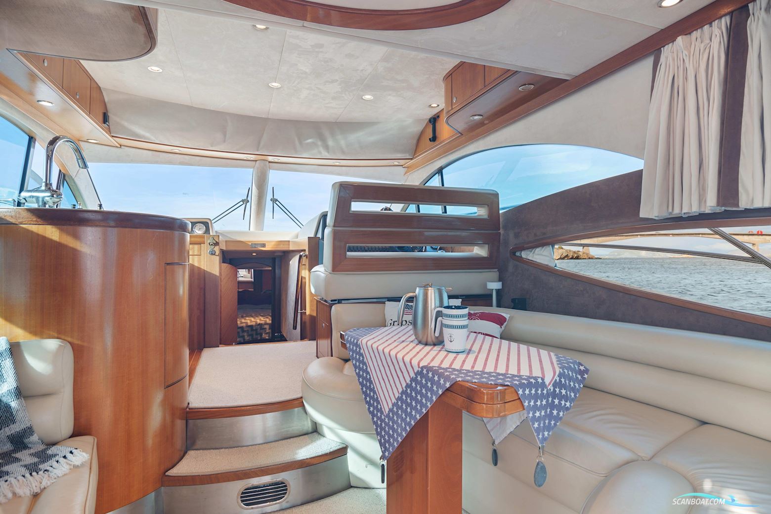Galeon 440 Fly