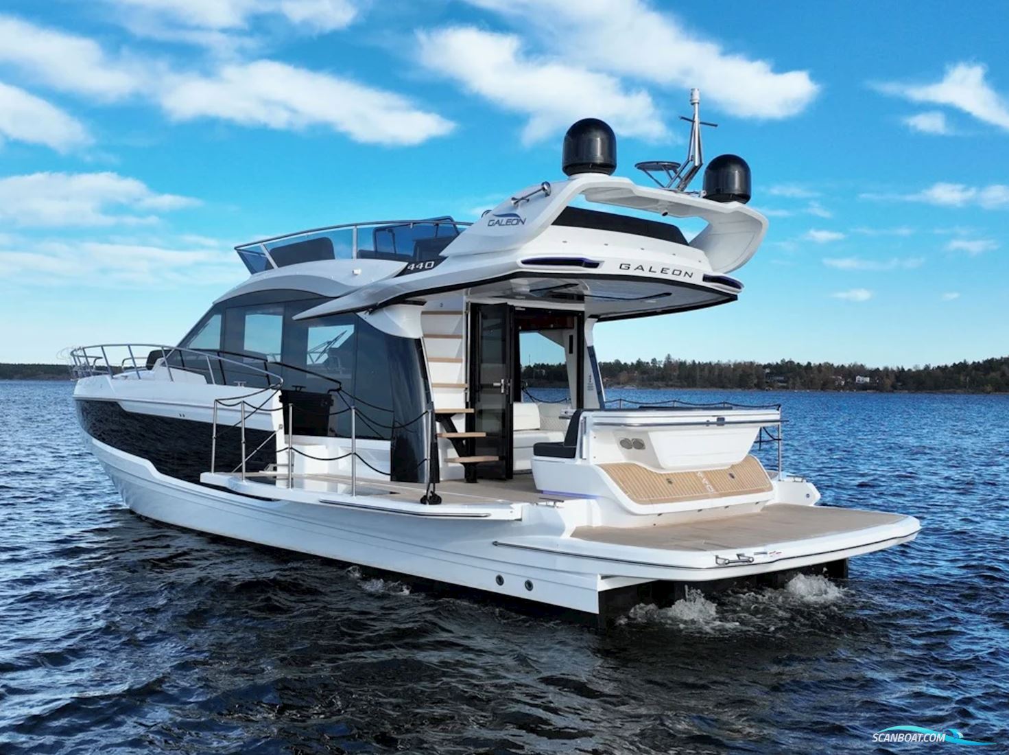Galeon 440 Fly Motorbåd 2024, med Volvo Penta D6-600Ips motor, Sverige
