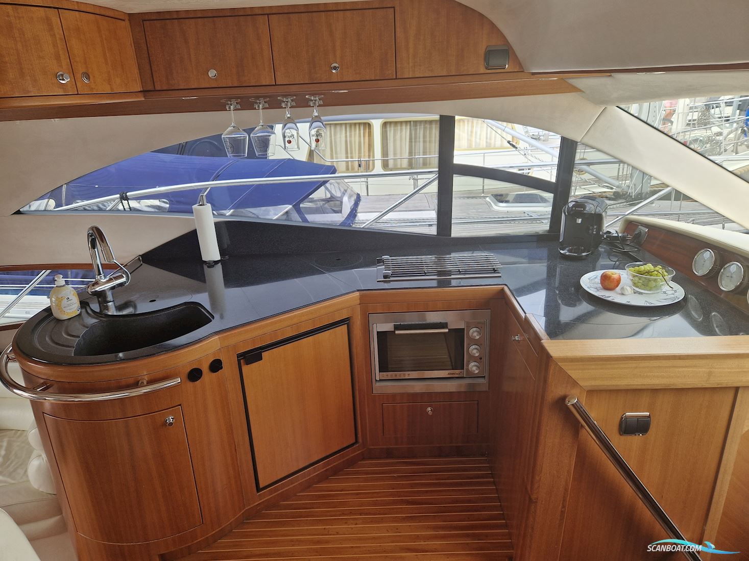 Galeon 440 Fly