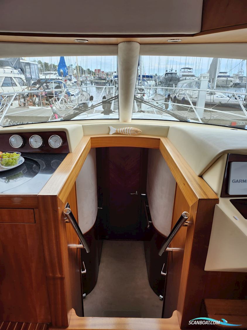 Galeon 440 Fly