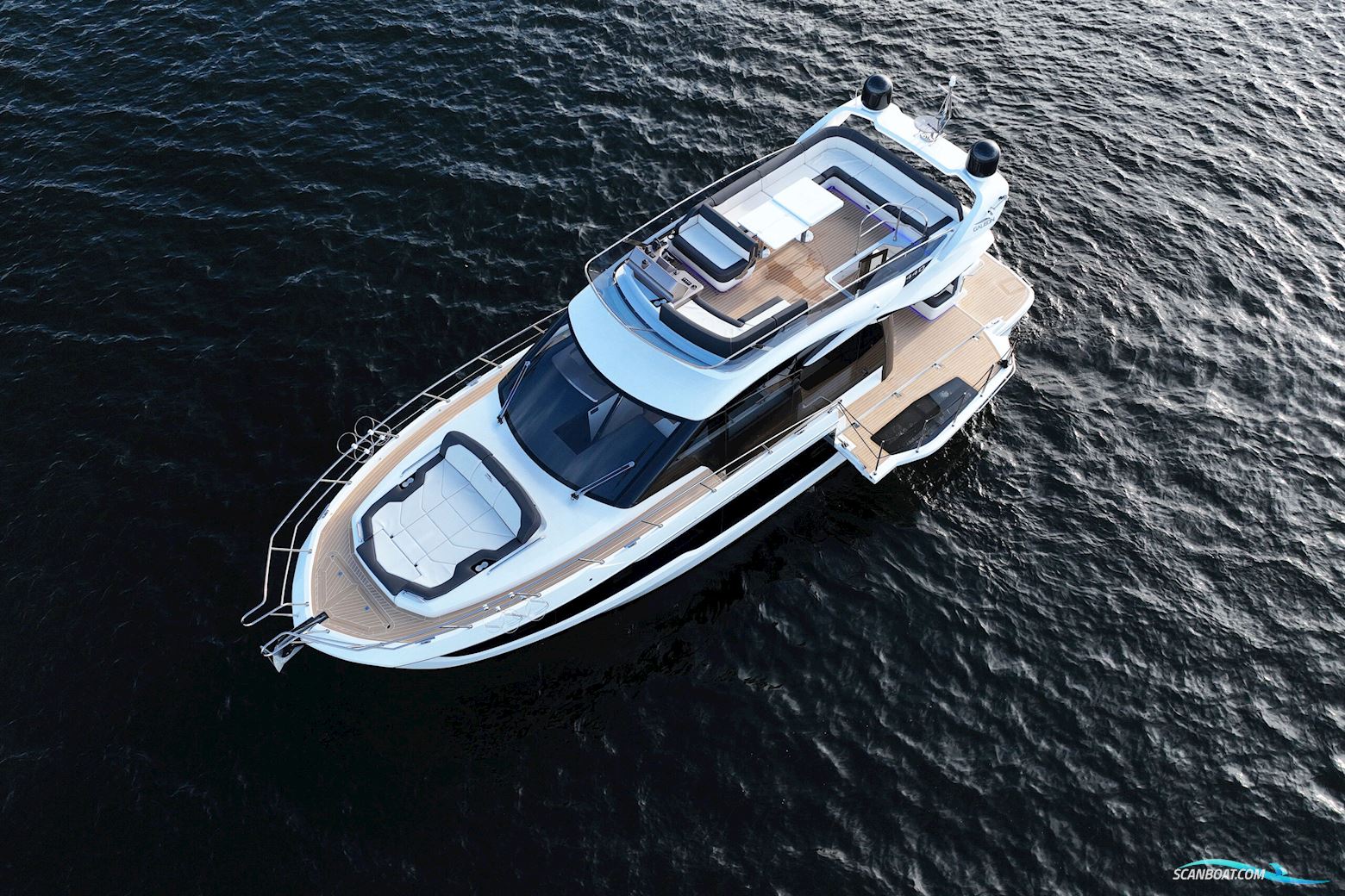 Galeon 440 Fly