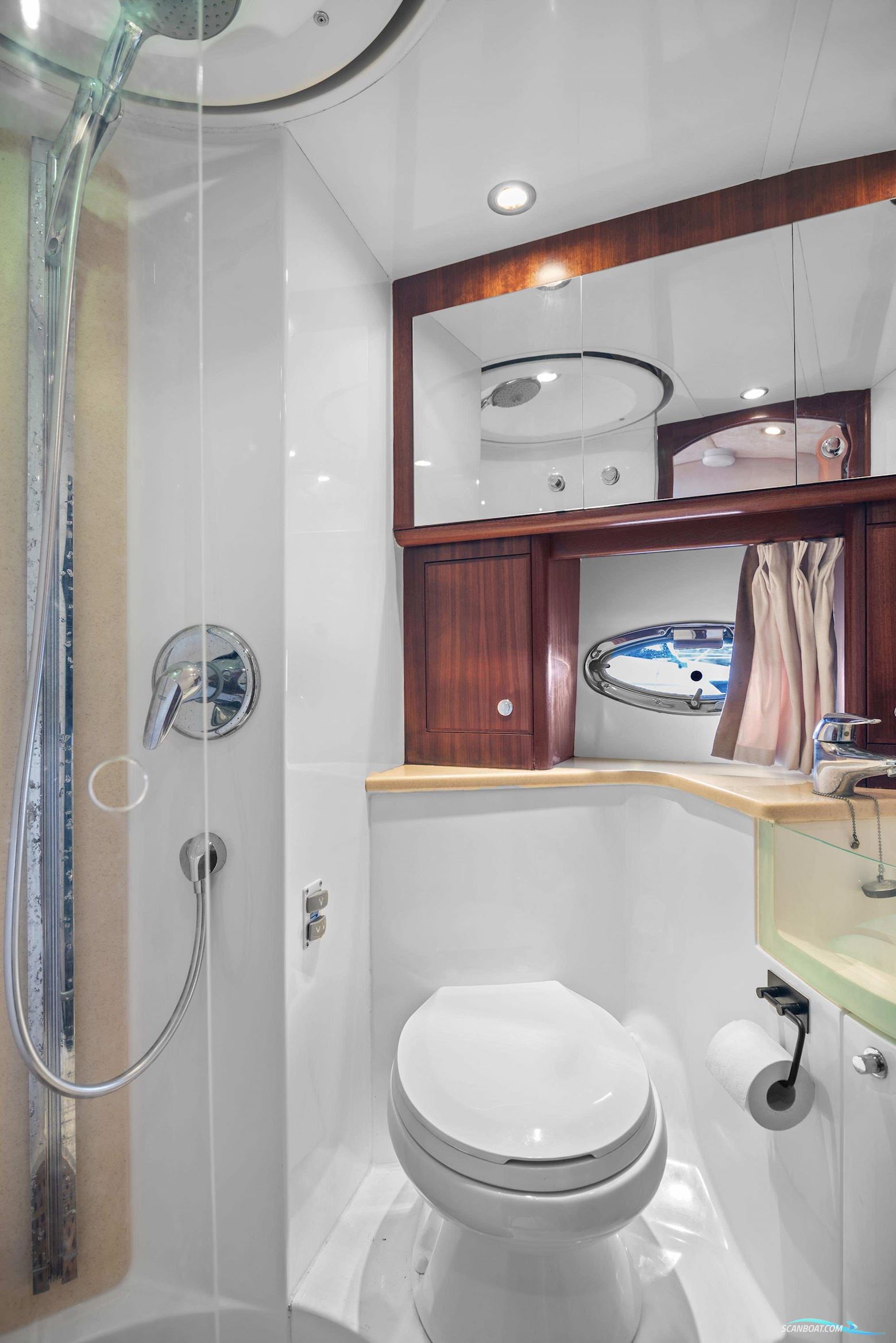 Galeon 440 Fly
