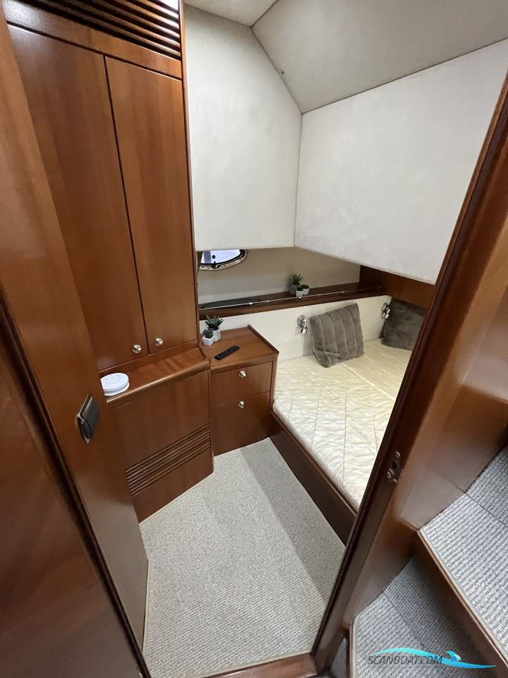 Galeon 440 Fly