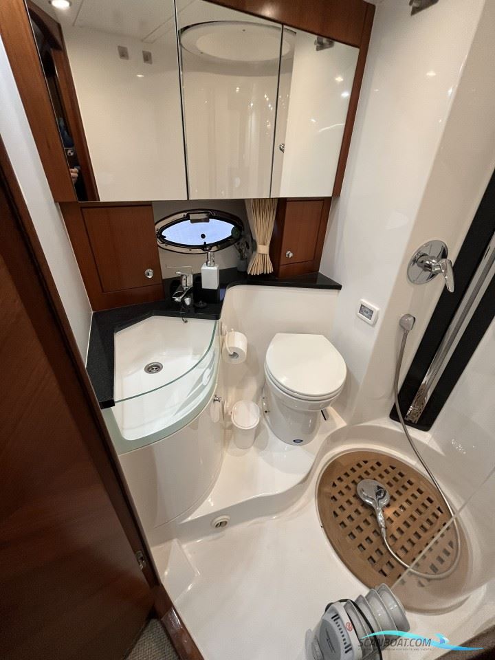Galeon 440 Fly