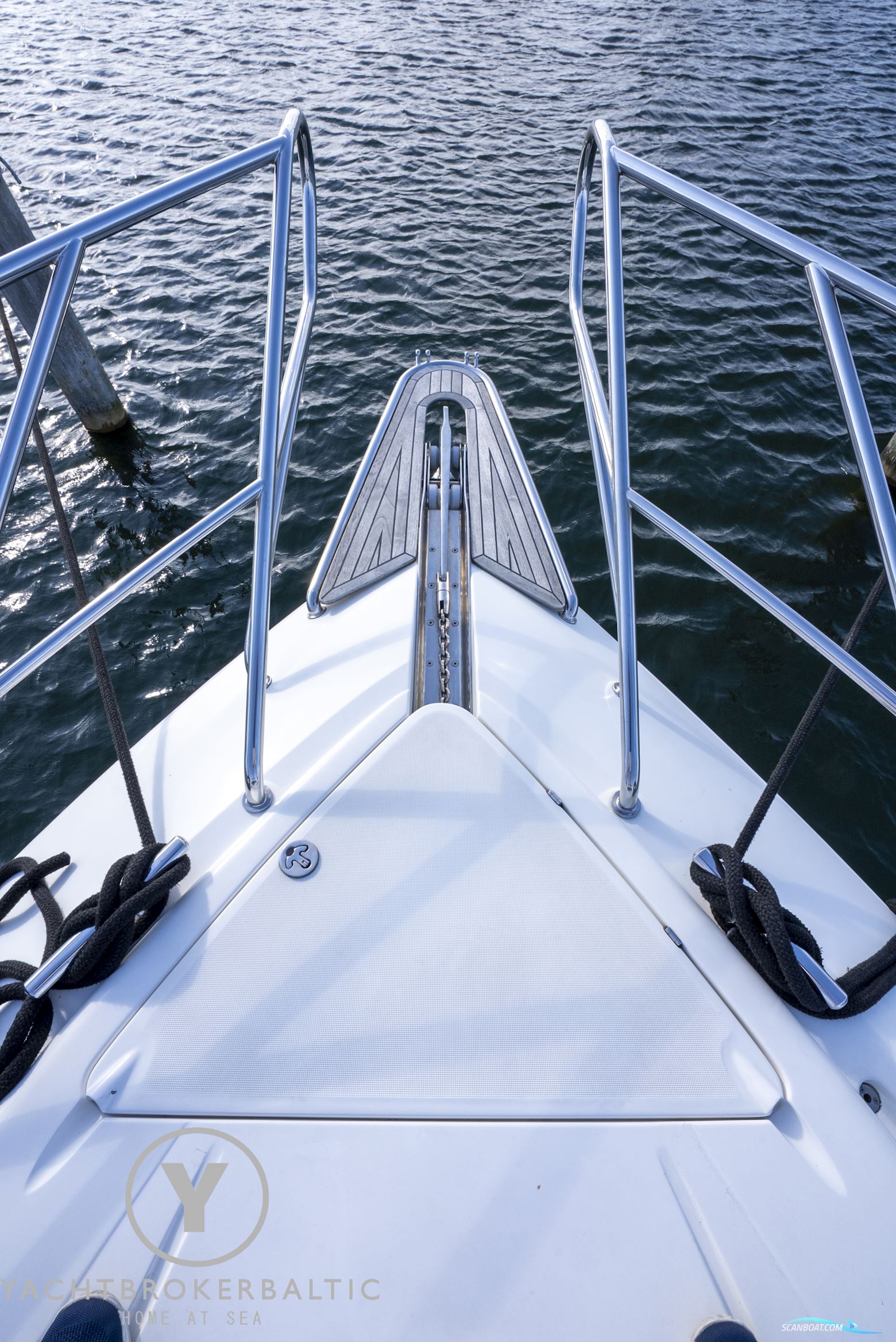 Galeon 440 Fly