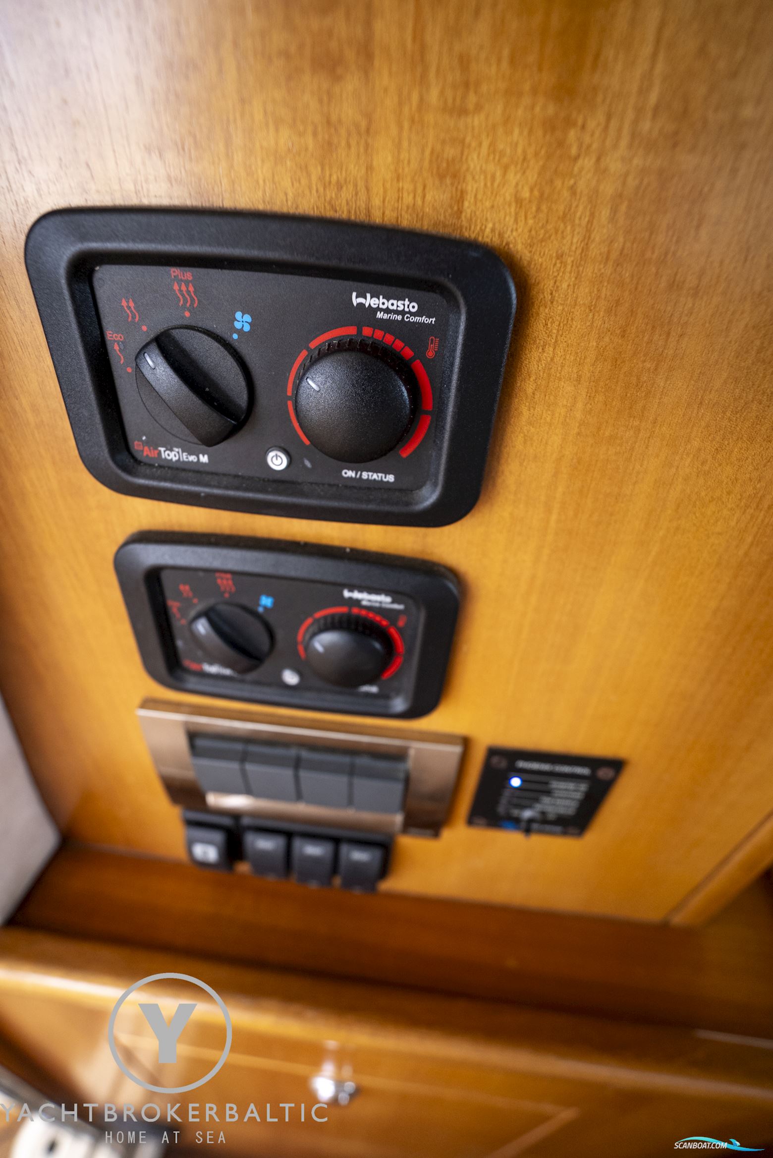Galeon 440 Fly