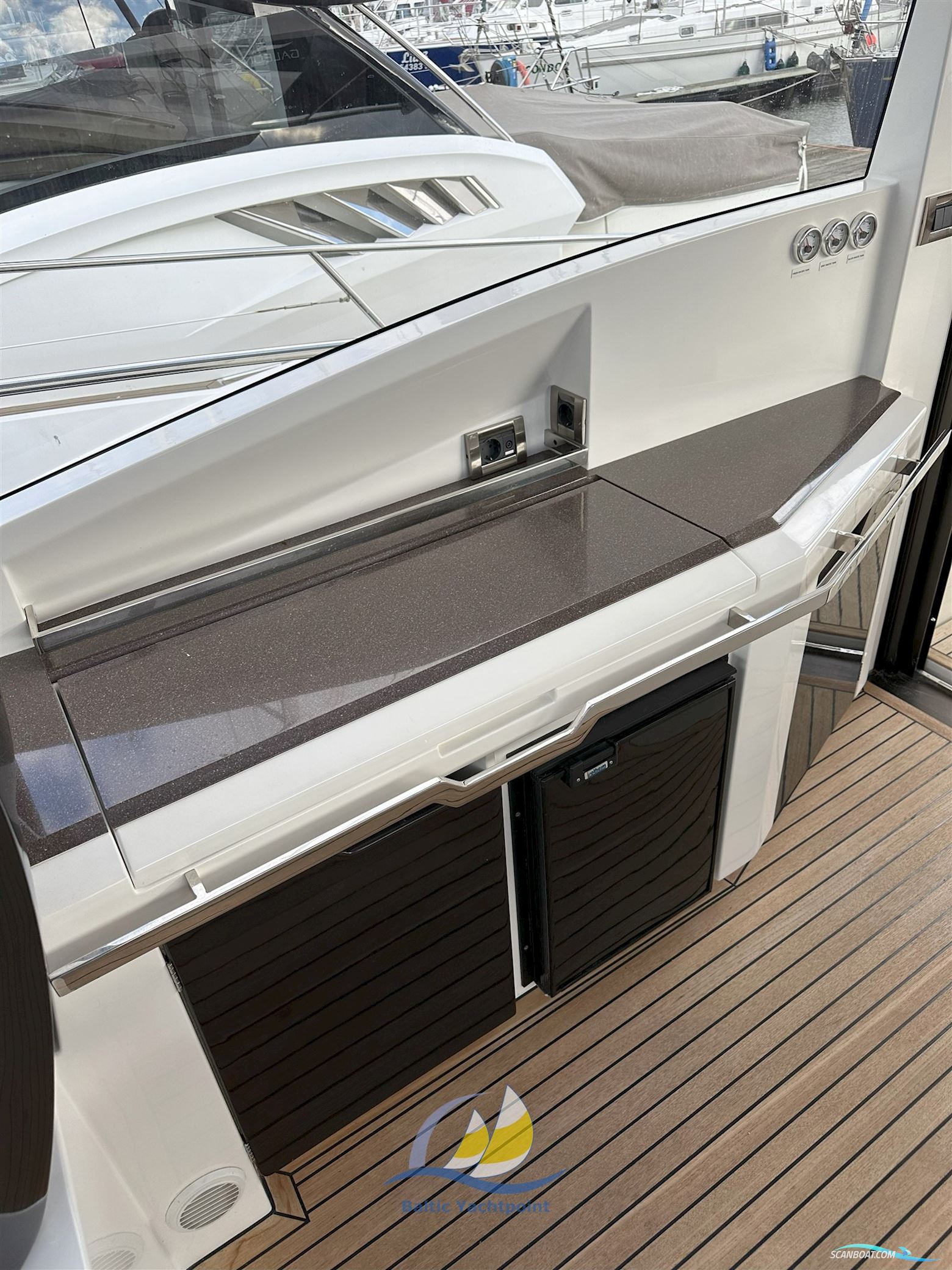 Galeon 445 HTS
