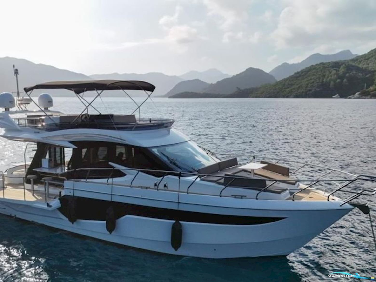 Galeon 460 Fly Motorbåd 2022, med Volvo Penta D -8 motor, Italien