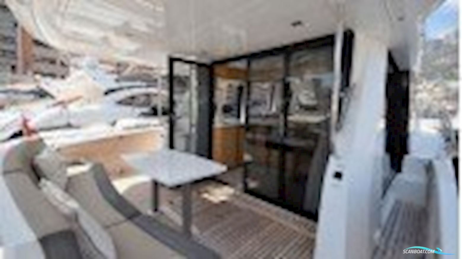 Galeon 460 Fly