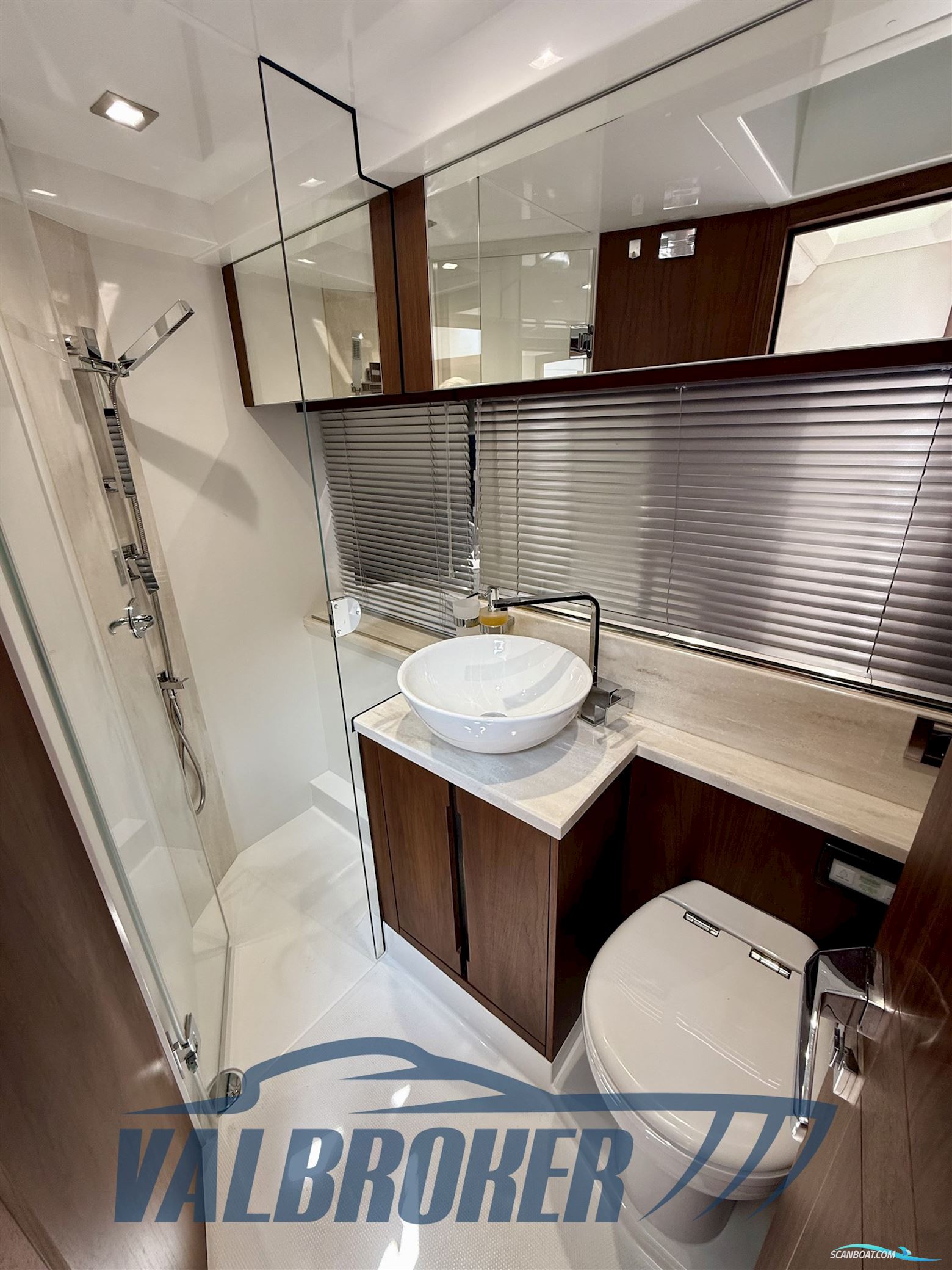Galeon 460 Fly