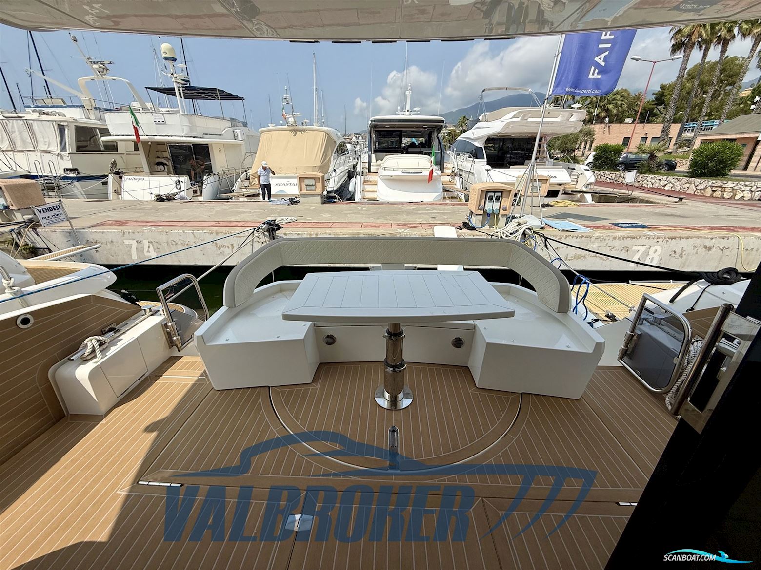 Galeon 460 Fly