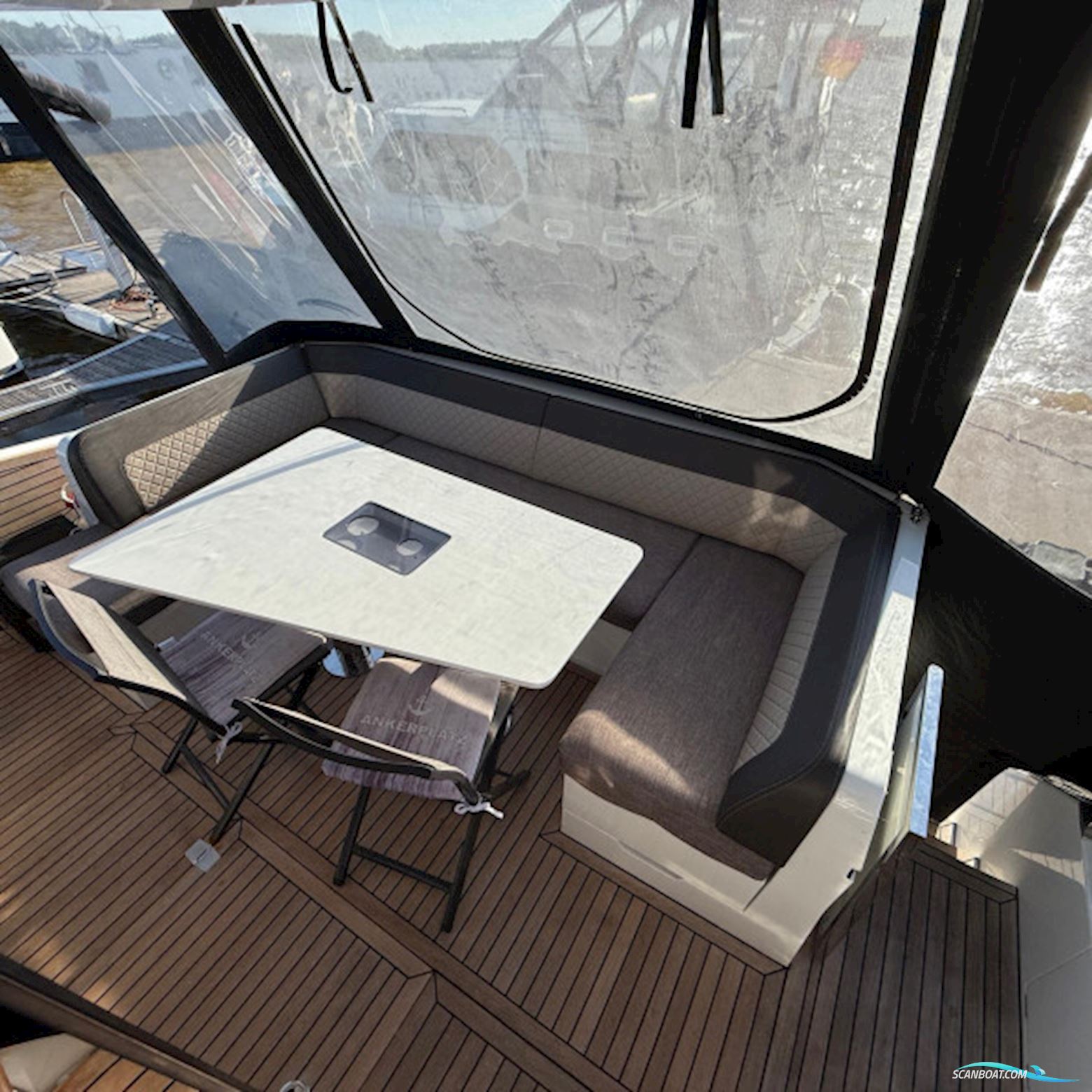 Galeon 470 Sky