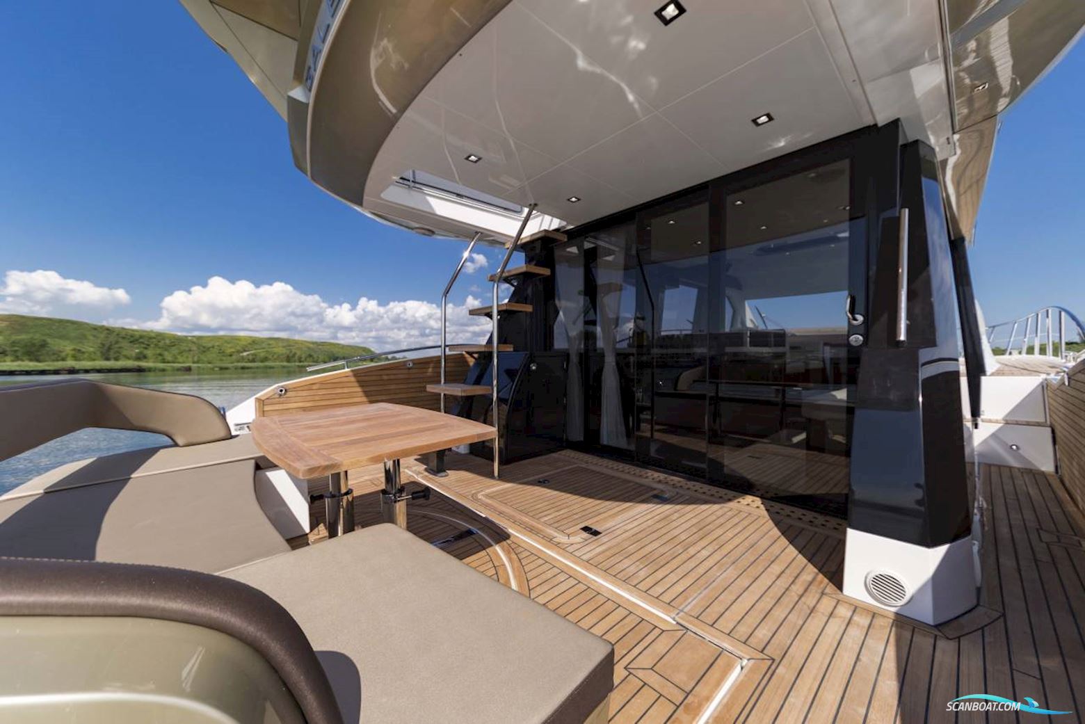 Galeon 500 FLY
