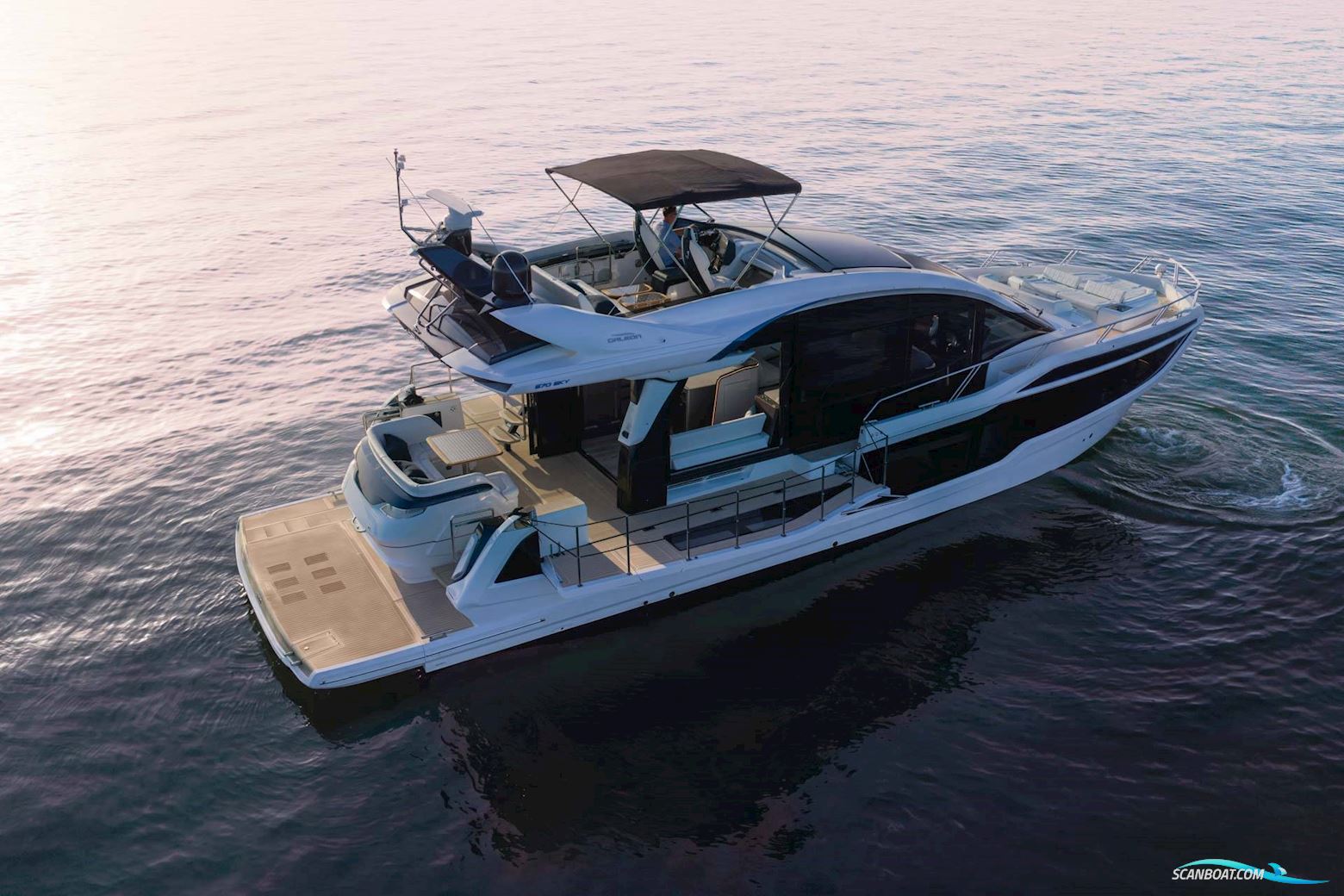 Galeon 570 Sky