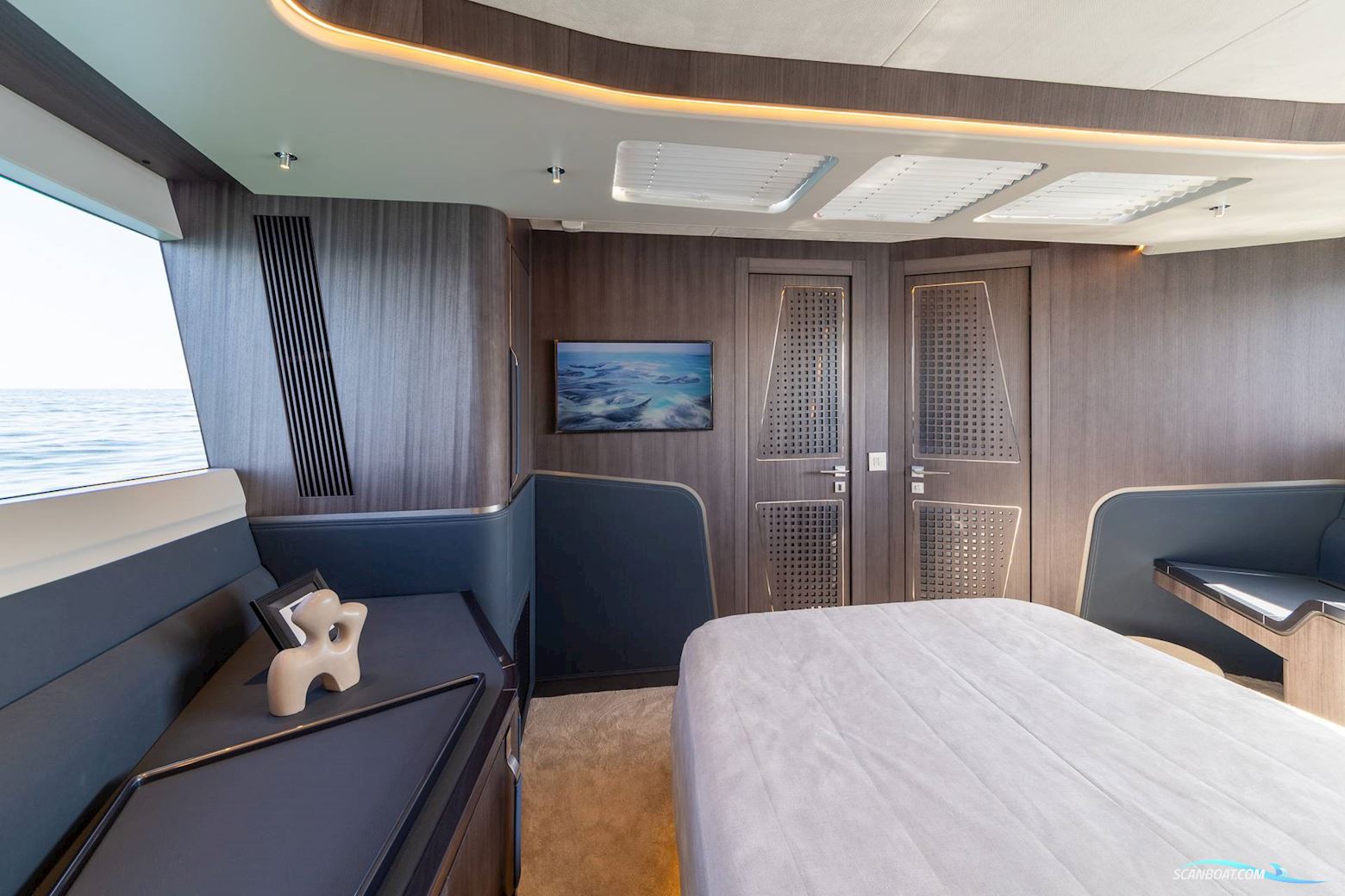 Galeon 570 Sky