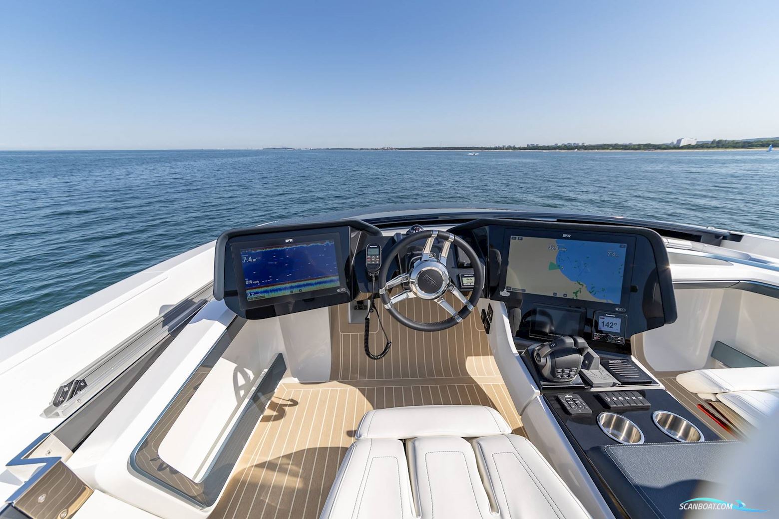 Galeon 570 Sky