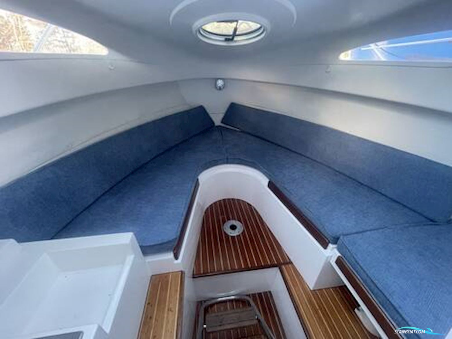 Galeon Galia 700 Walk-Around Sport Fisher