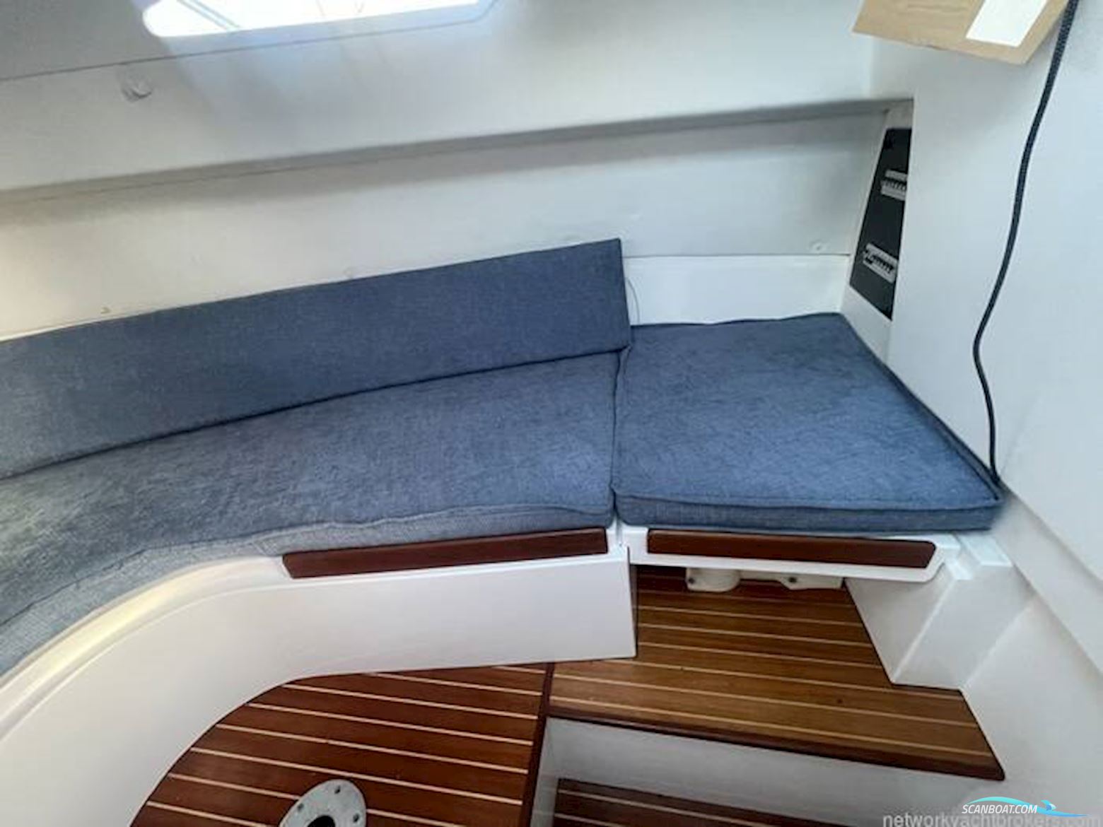 Galeon Galia 700 Walk-Around Sport Fisher