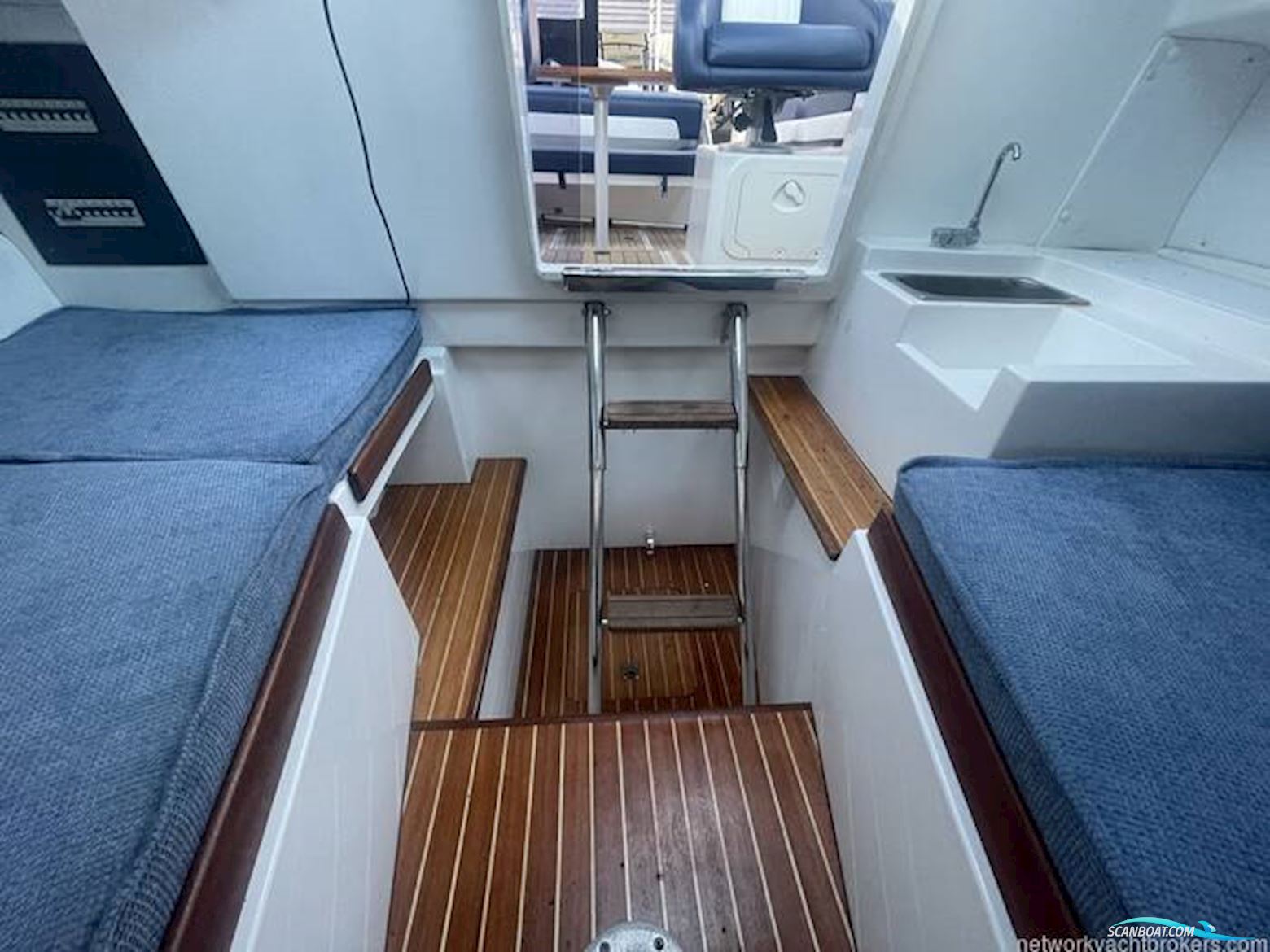 Galeon Galia 700 Walk-Around Sport Fisher